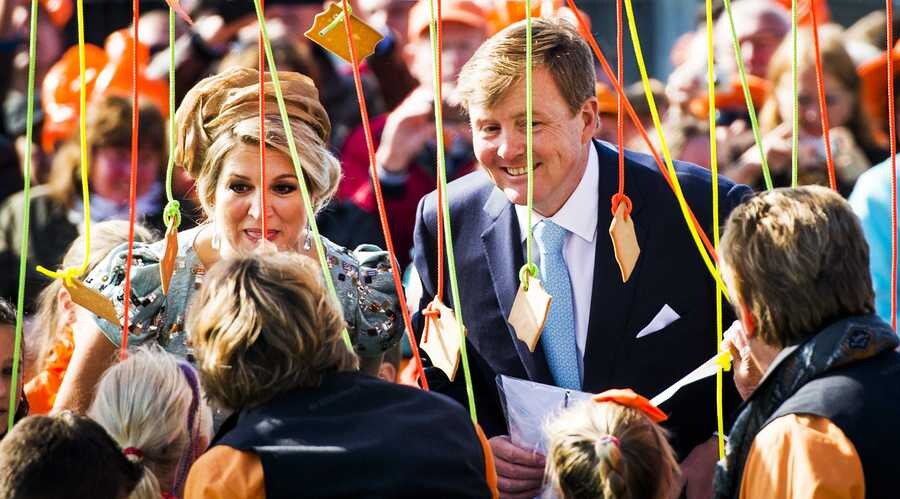 Morgen In De Volkskrant Nu In Select De Eerste Koningsdag De Volkskrant