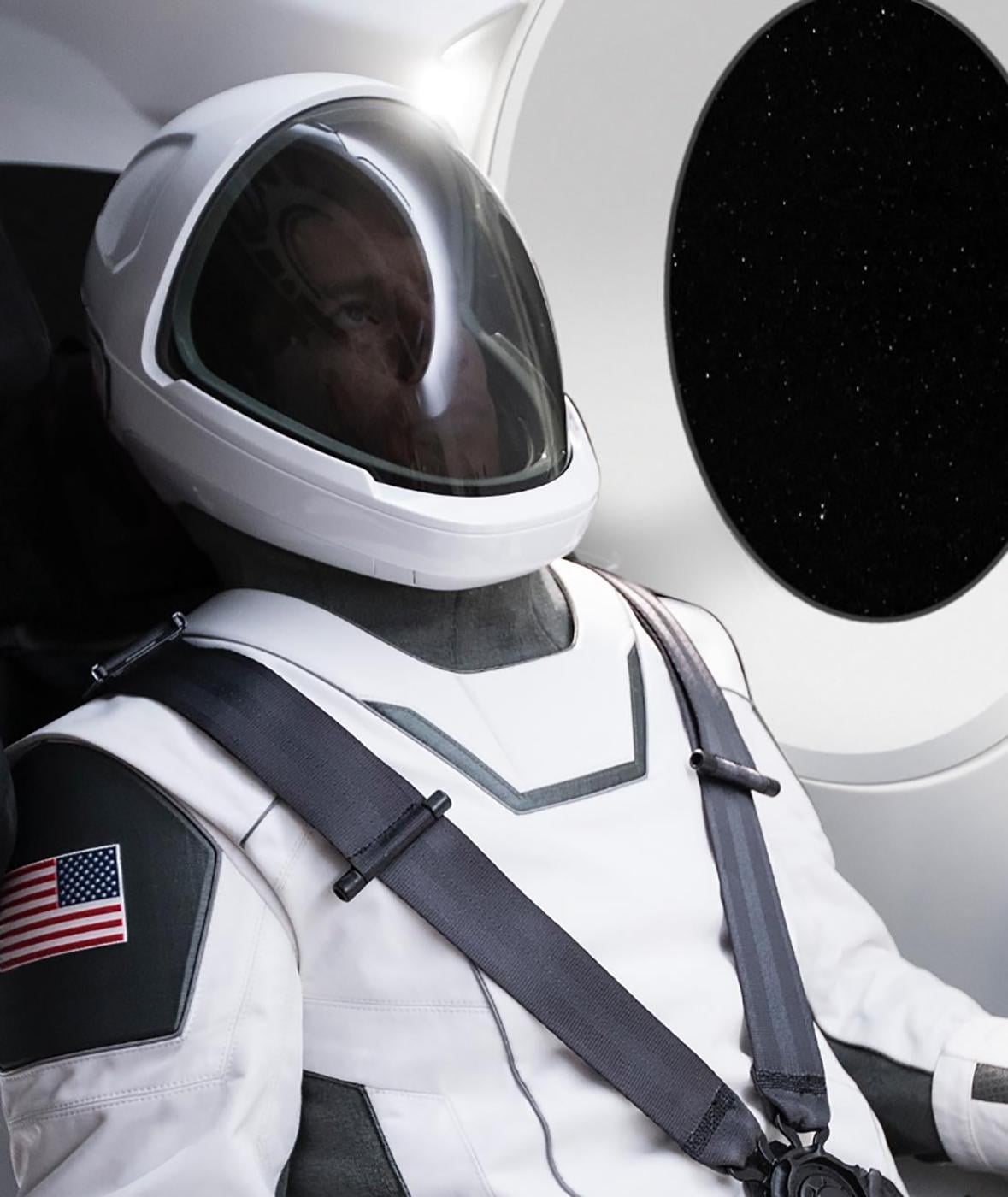 Elon Musk postte op Instagram een foto van het SpaceX-ruimtepak. Het pak werkt echt, meldt hij daar, en is getest onder een vacuüm.