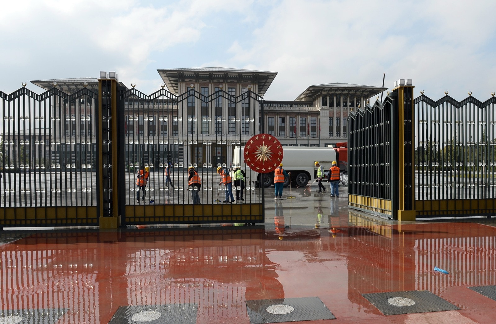 Nieuwe paleis van Erdogan: 50 keer groter dan het Witte Huis