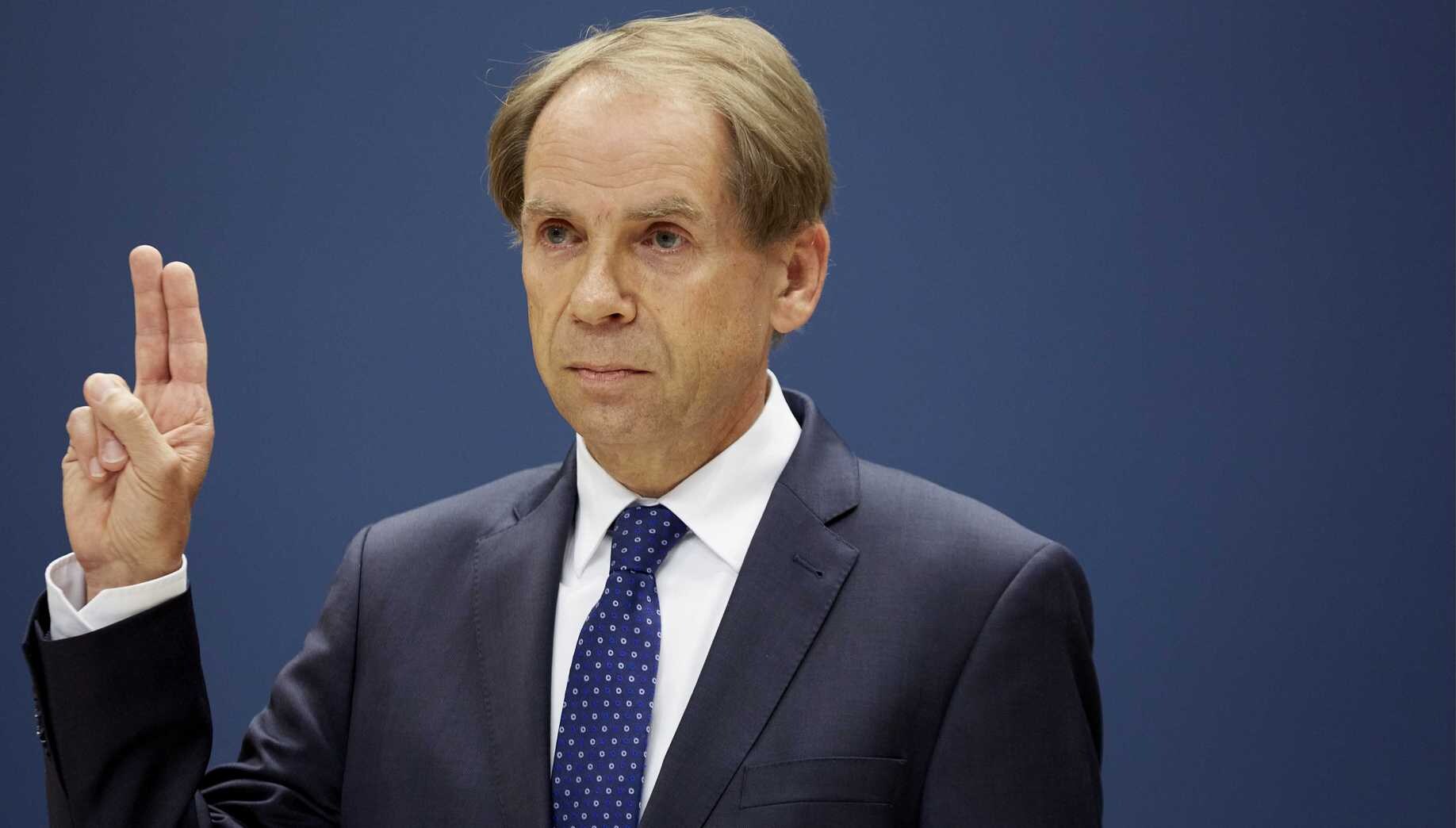 Ministerie overwoog hsl af te pakken van NS na Fyra-debacle | de Volkskrant
