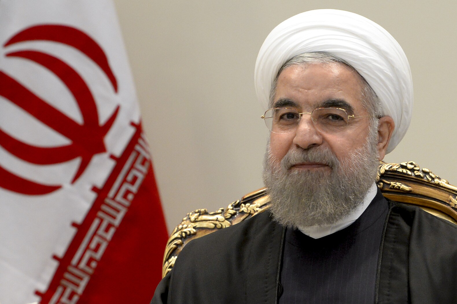 Rohani wil geen wijn in Frankrijk? Dan maar geen diner | de Volkskrant