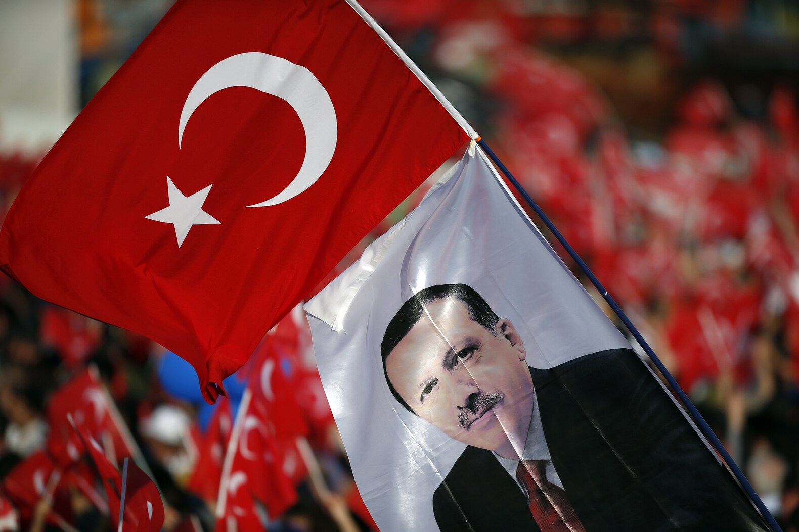 Erdogan belt Merkel over wetsvoorstel Armeense genocide