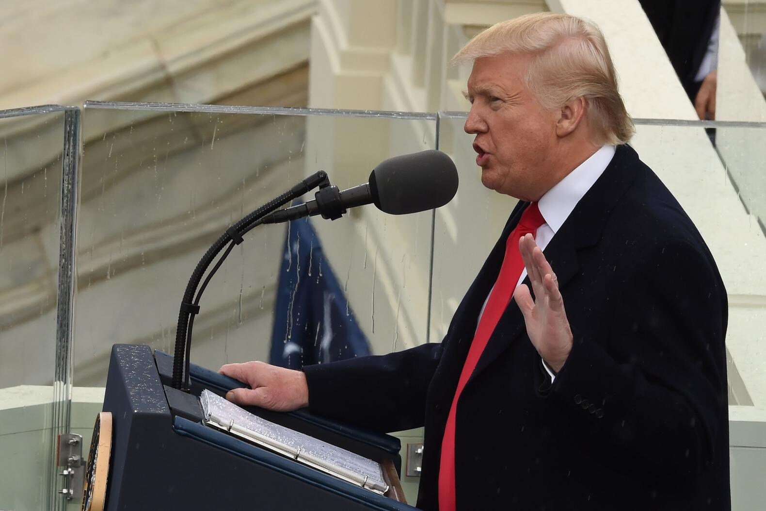 'America First!' Lees hier de volledige speech van Trump terug | de ...