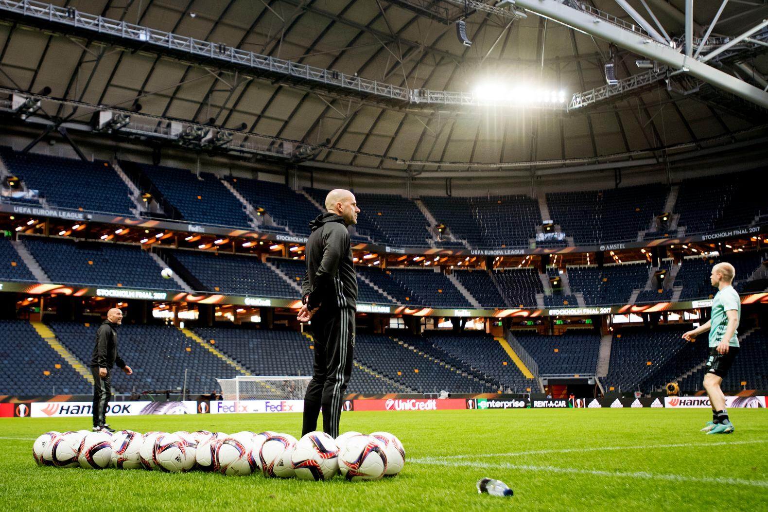 Hoe het kan, dat Ajax zichzelf na 21 jaar weer in een Europese finale terugvindt?
