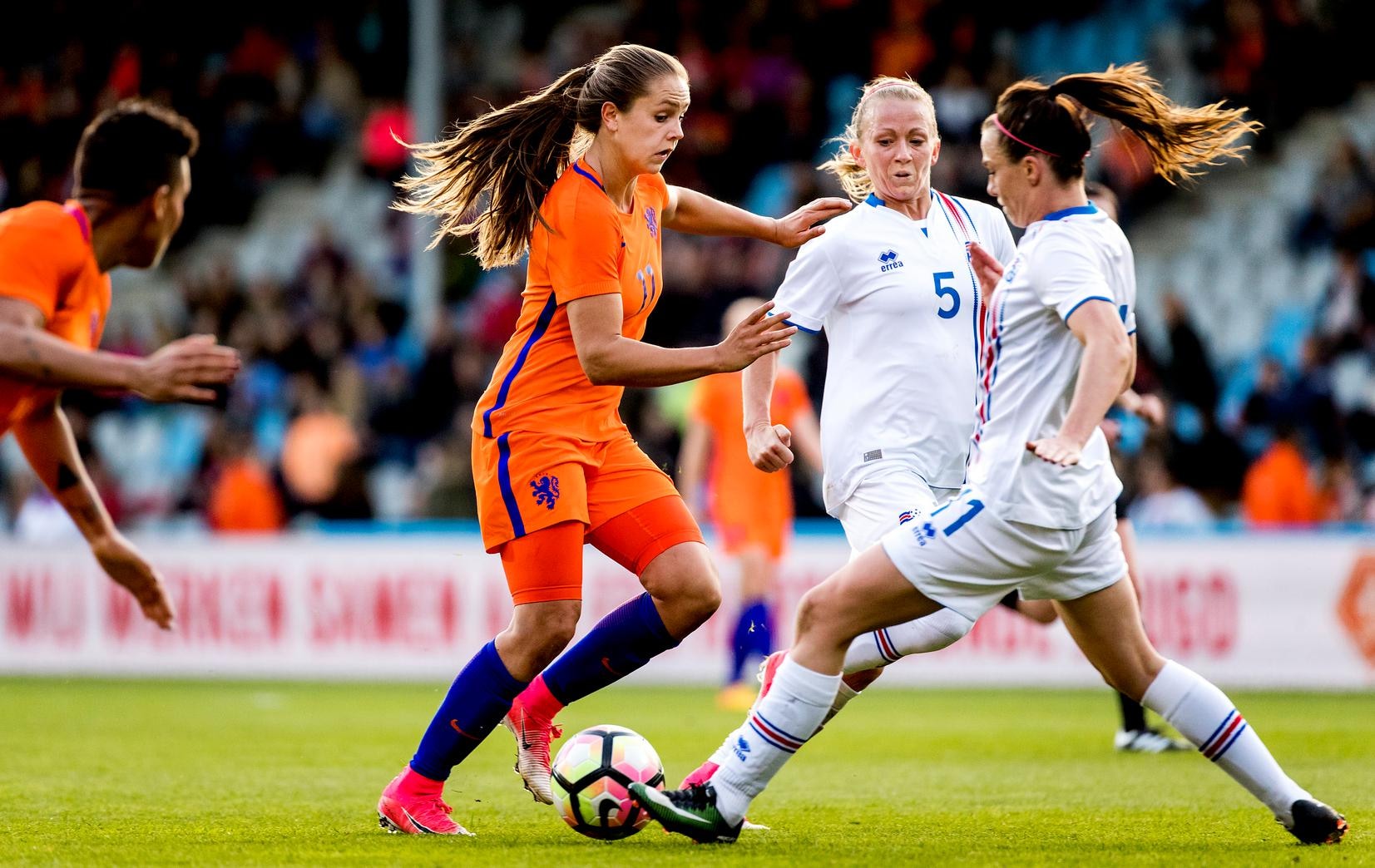 Vrouwensport? Het blijft modderworstelen | de Volkskrant