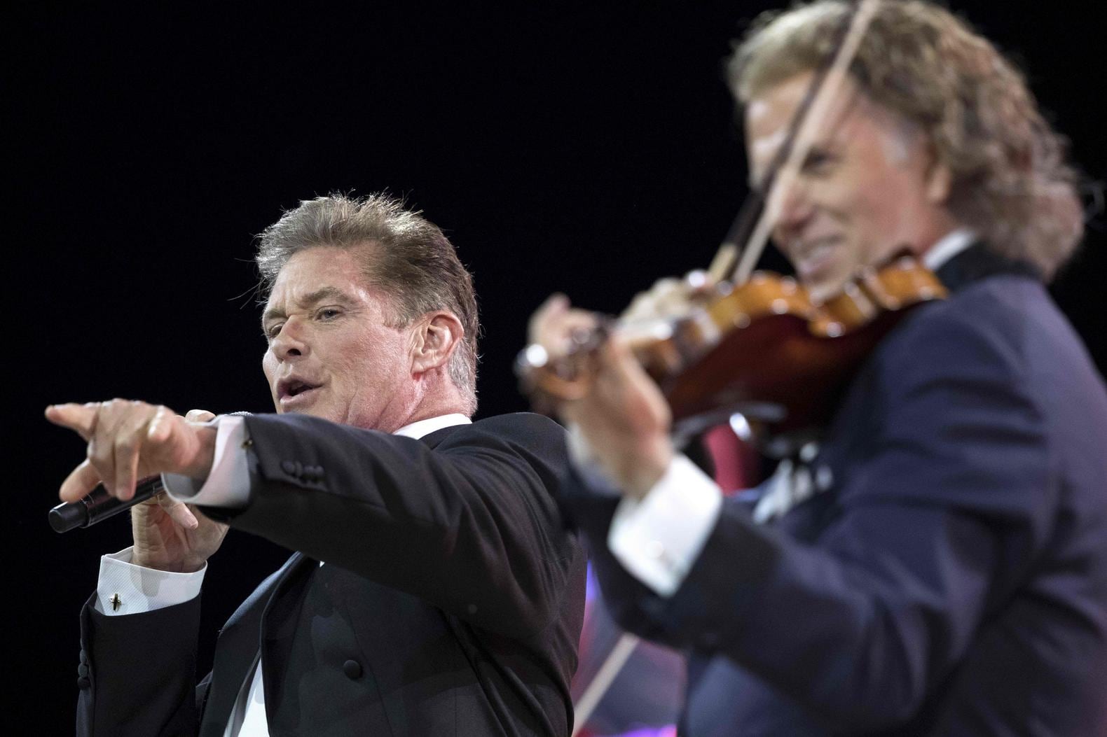 Tussen cult en kitsch: David Hasselhoff naast André Rieu tijdens  concertreeks in Maastricht | de Volkskrant