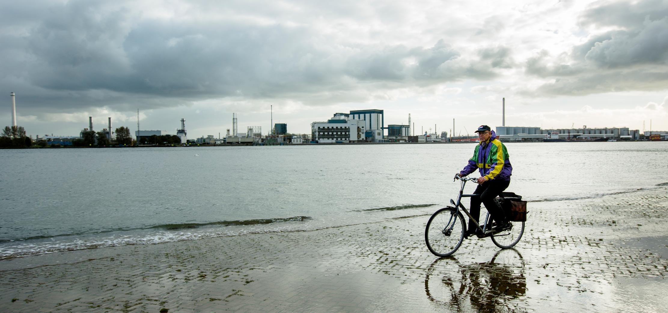 De Maasboulevard in Vlaardingen.