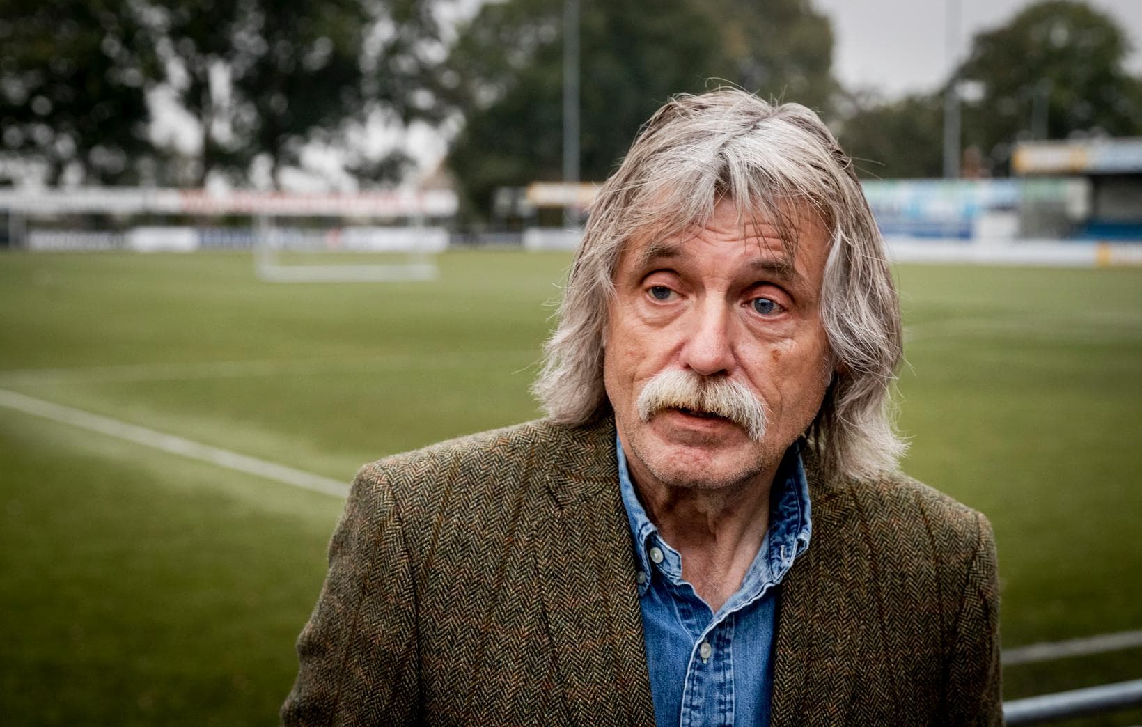 Johan Derksen? Daar had ik nog een appeltje mee te schillen | de Volkskrant