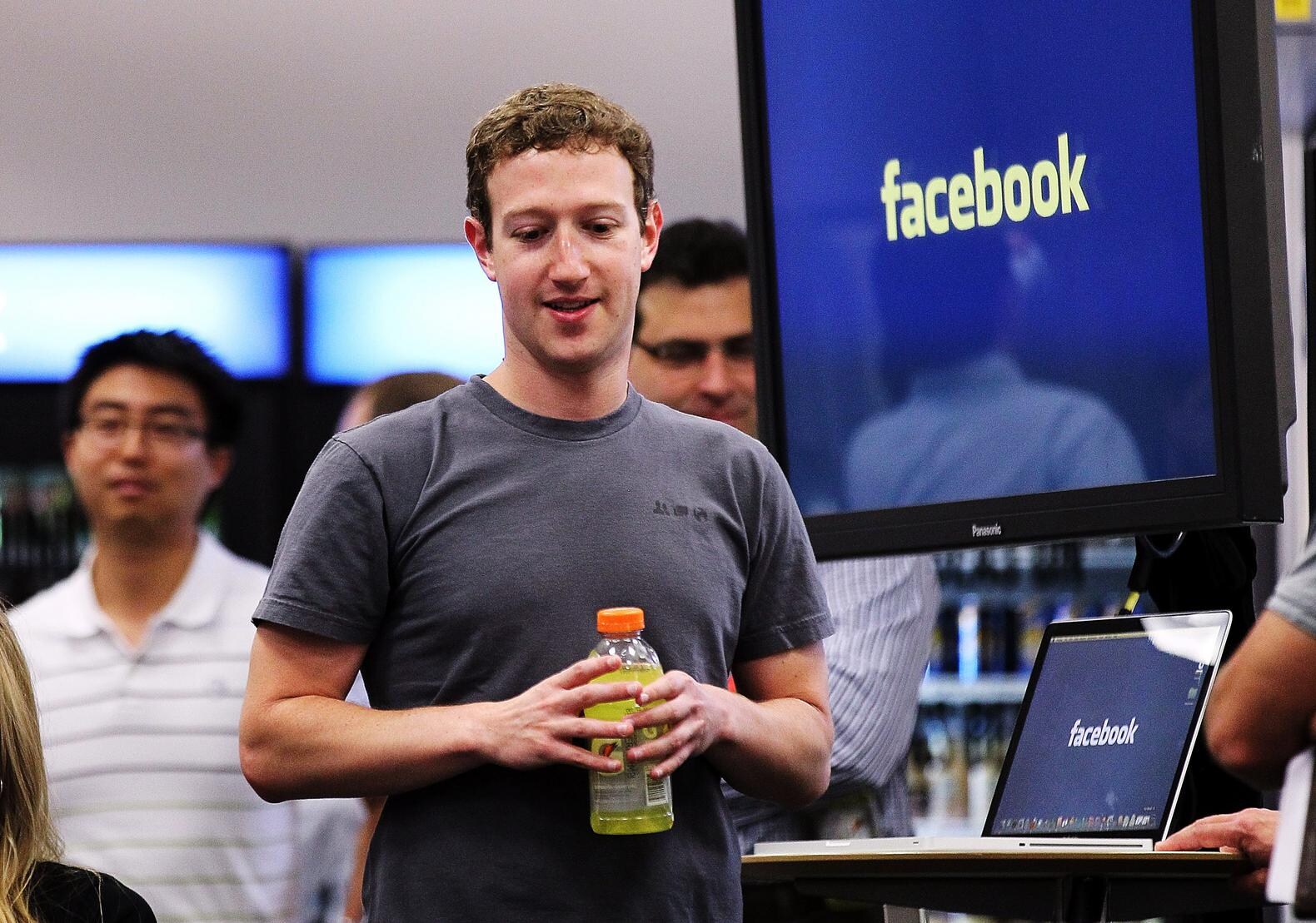 Facebook opent aanval op YouTube met eigen videodienst Watch