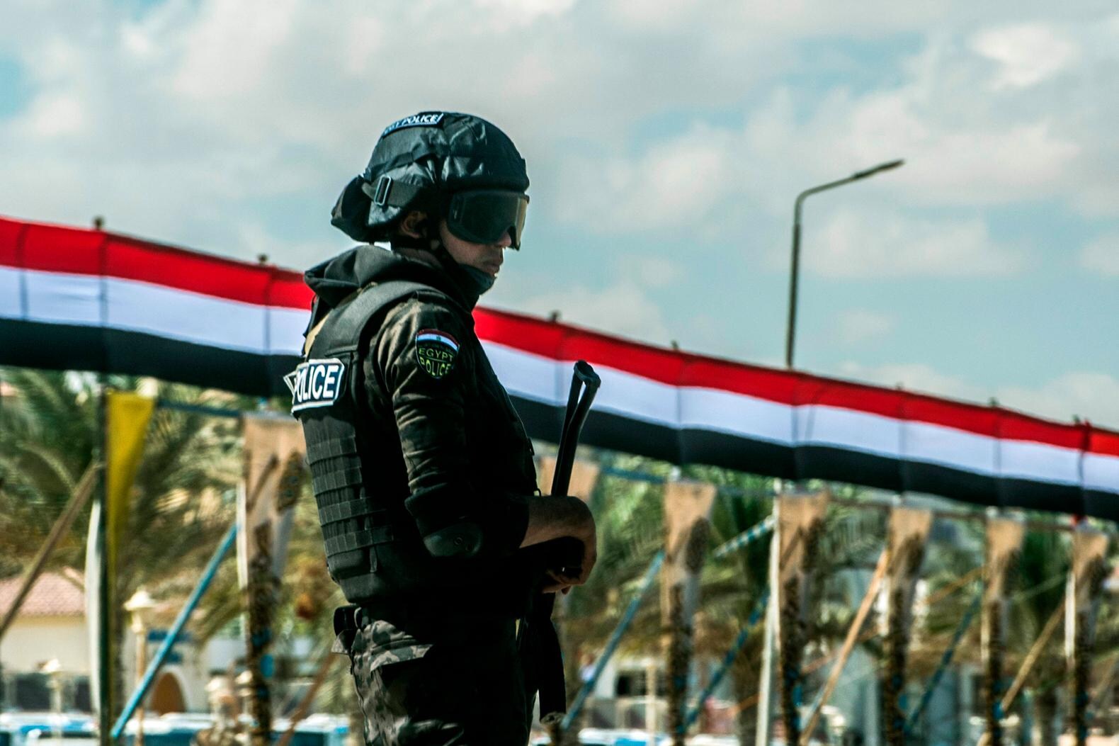 Egyptische agenten lopen in hinderlaag bij arrestatiepoging militanten: zeker 58 doden