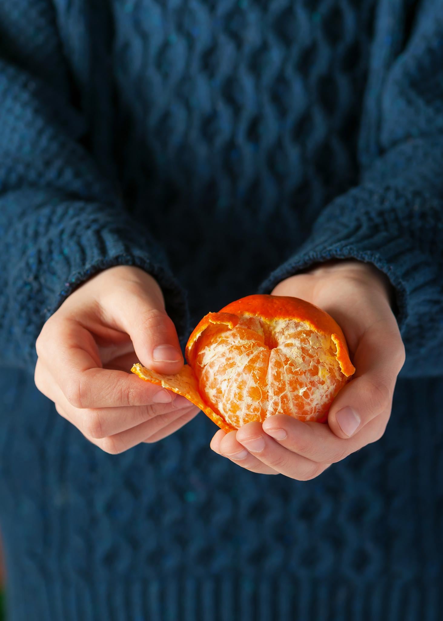 Sylvia Witteman zag twee brave jongens mandarijntjes eten, tot het haar begon te dagen