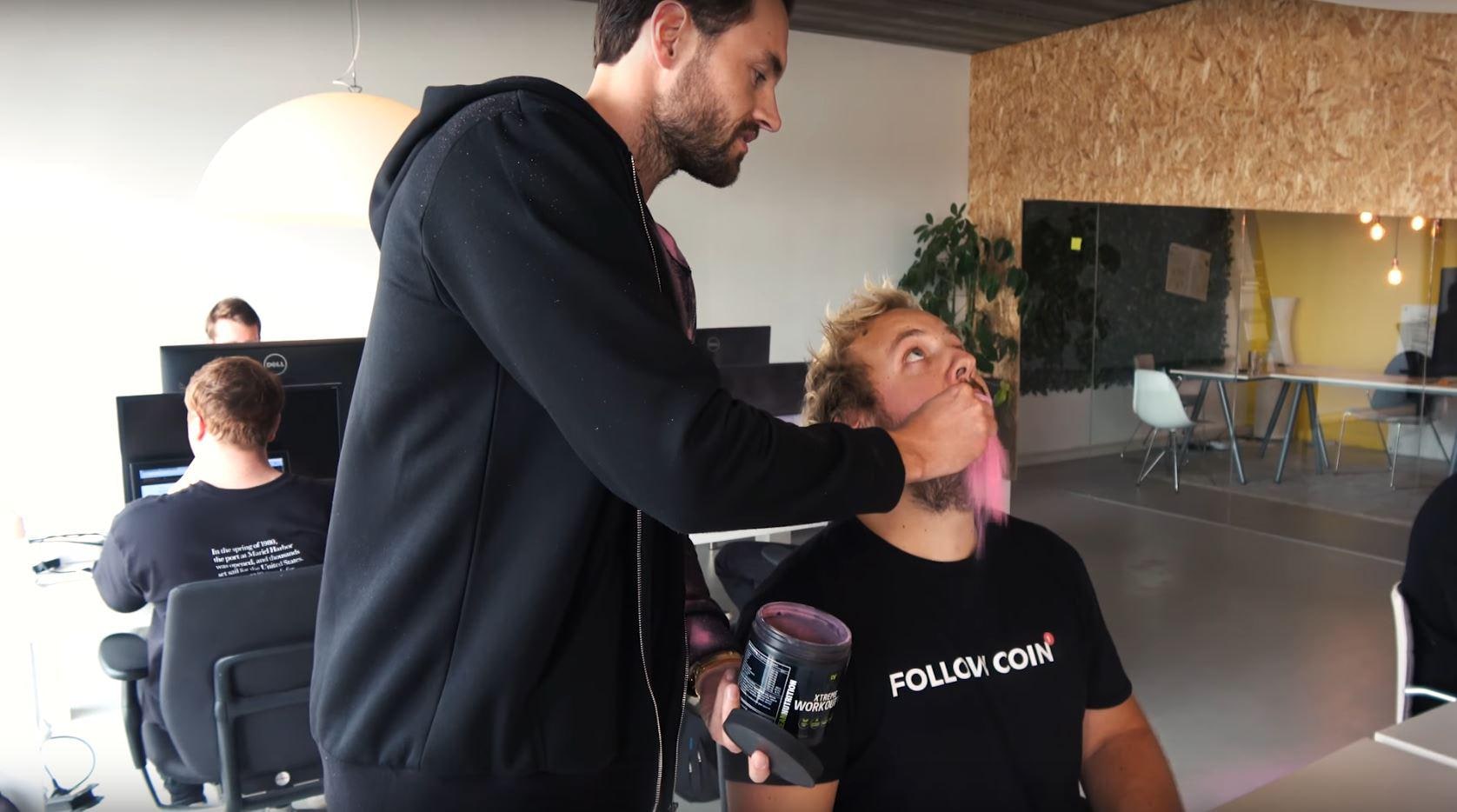 Let op voor investeeradviezen van beroemdheden; ze zijn vaak gelogen | de  Volkskrant