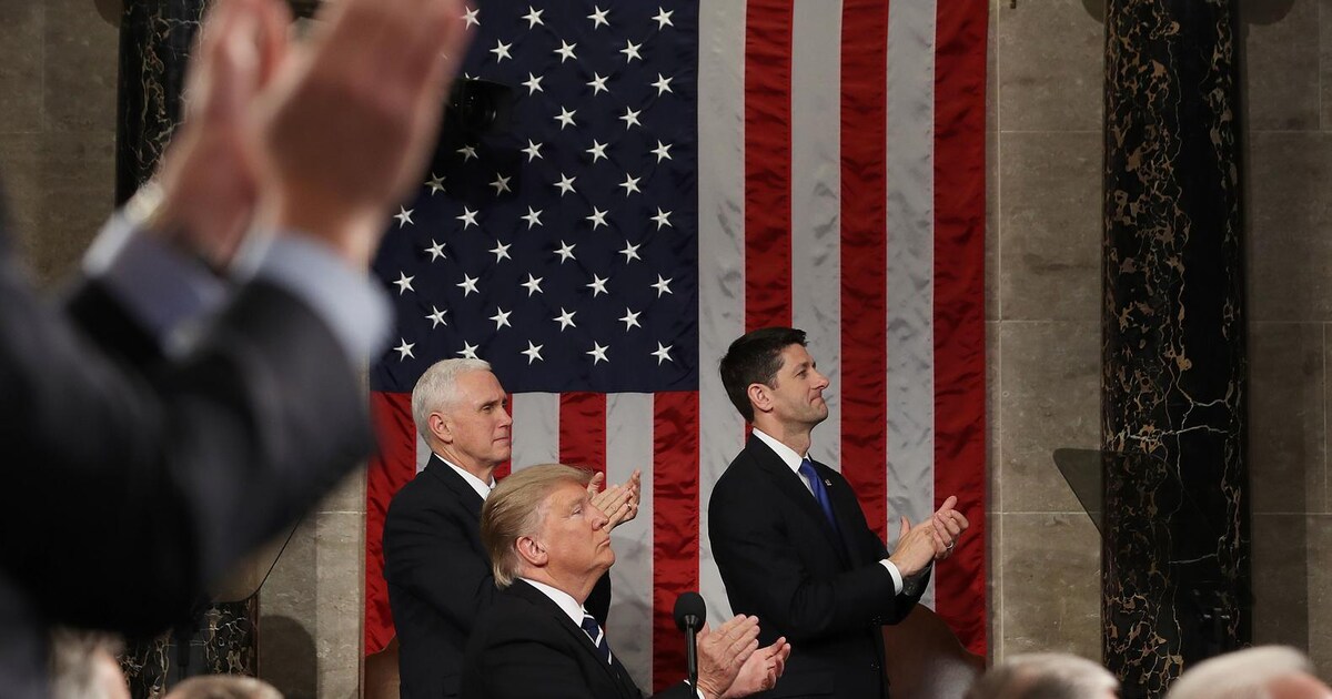 Twitter Trump zal voor State of the Union in Teleprompter Trump