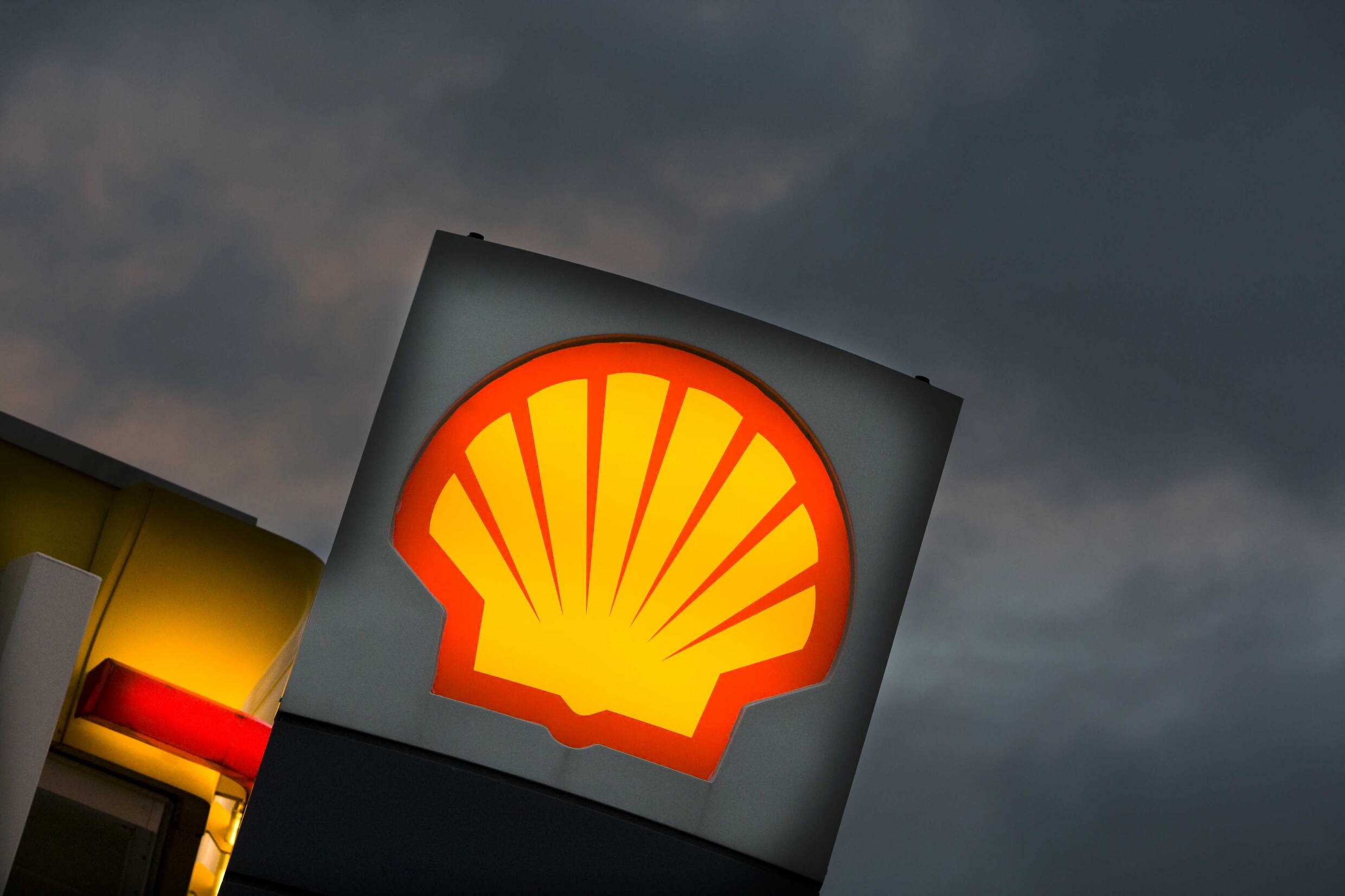 Trouw: Shell ontkomt in Nederland aan het betalen van winstbelasting
