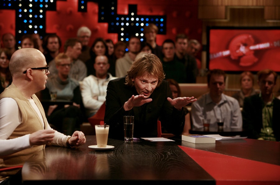 Vlaamse SBS lanceert eigen 'DWDD', maar noemt het 'een nieuw format ...