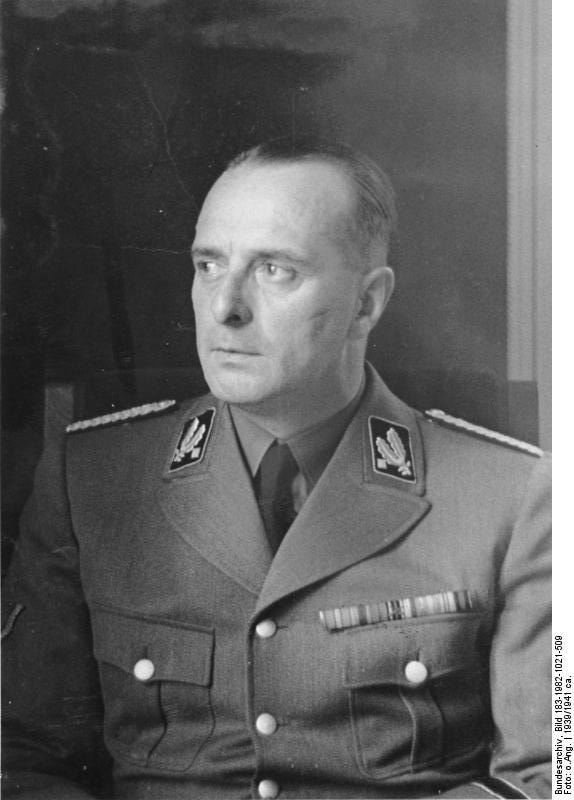 Fascinerend portret van een nazi die op geen menselijk trekje te ...
