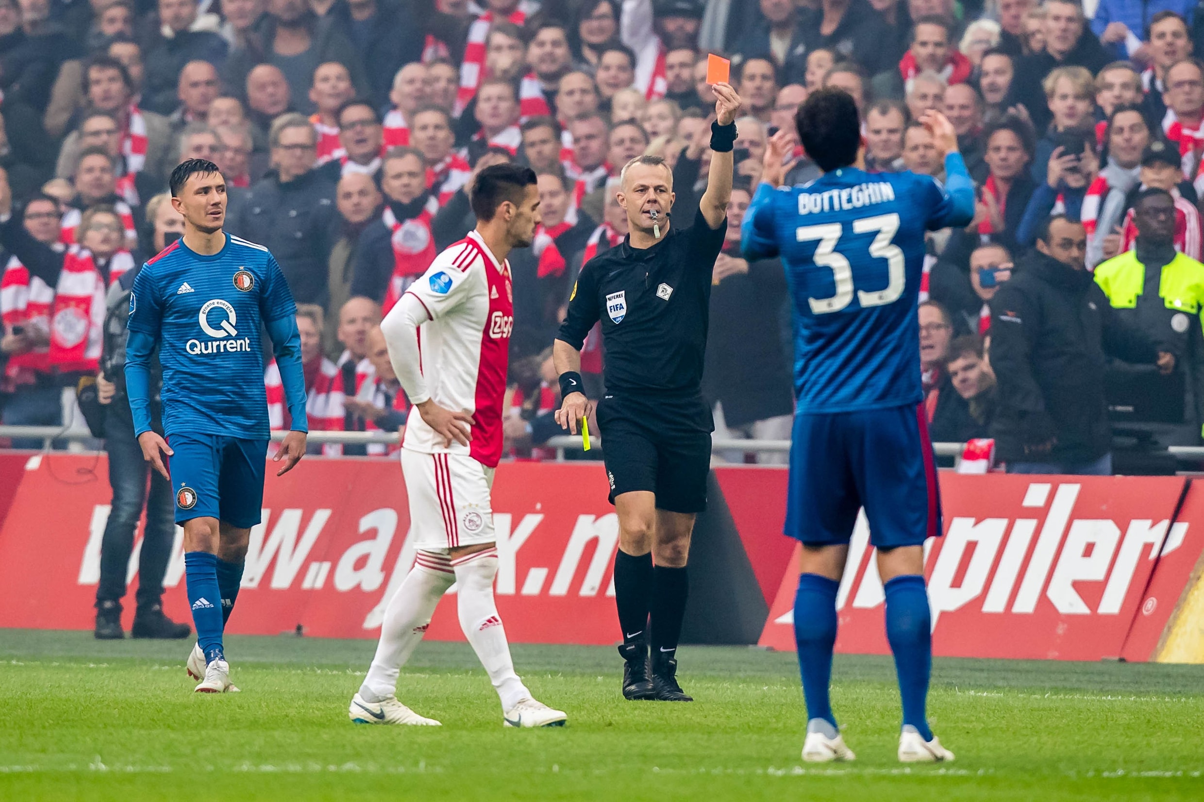 Björn Kuipers, een van de beste scheidsrechters: ‘de boeman zijn is ook ...