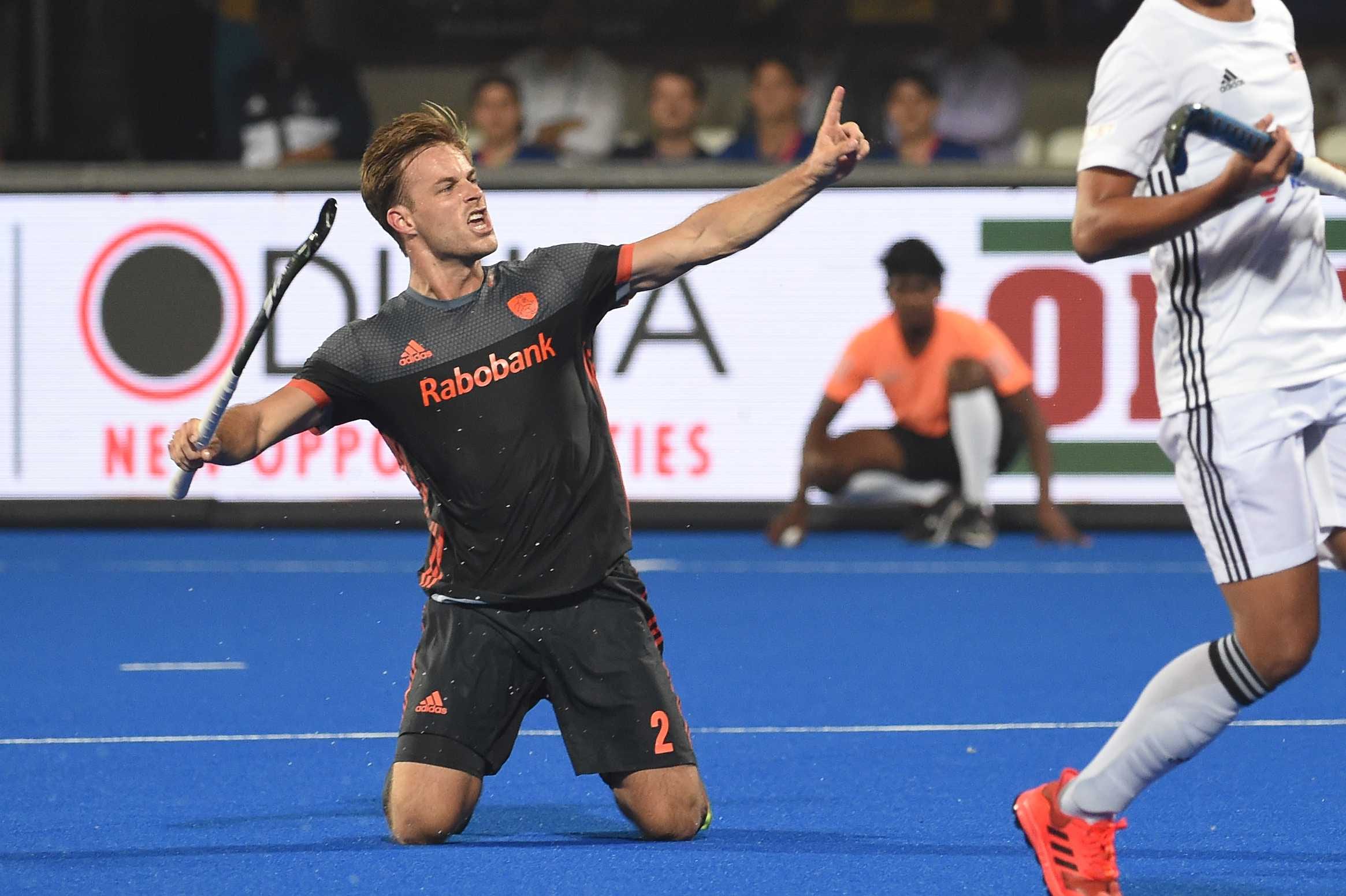 wie-is-de-bloedfanatieke-hockeyer-jeroen-hertzberger-alles-moet