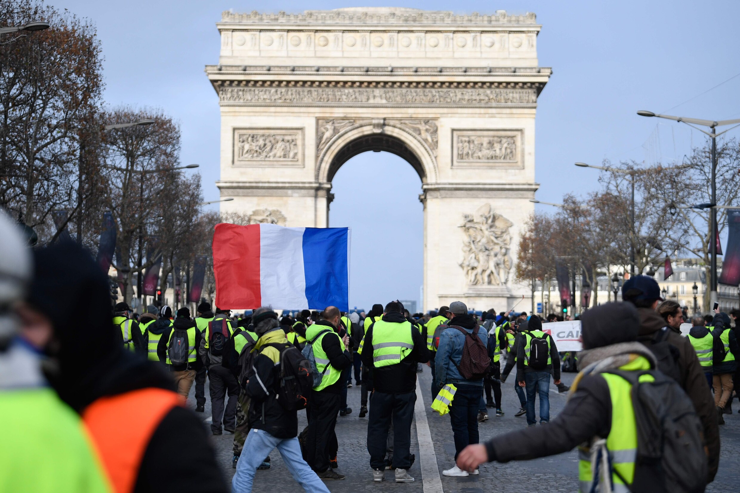 Hoe Parijs zich voorbereidde op een geweldsuitbarsting van extreem-rechtse en links-anarchistische relschoppers