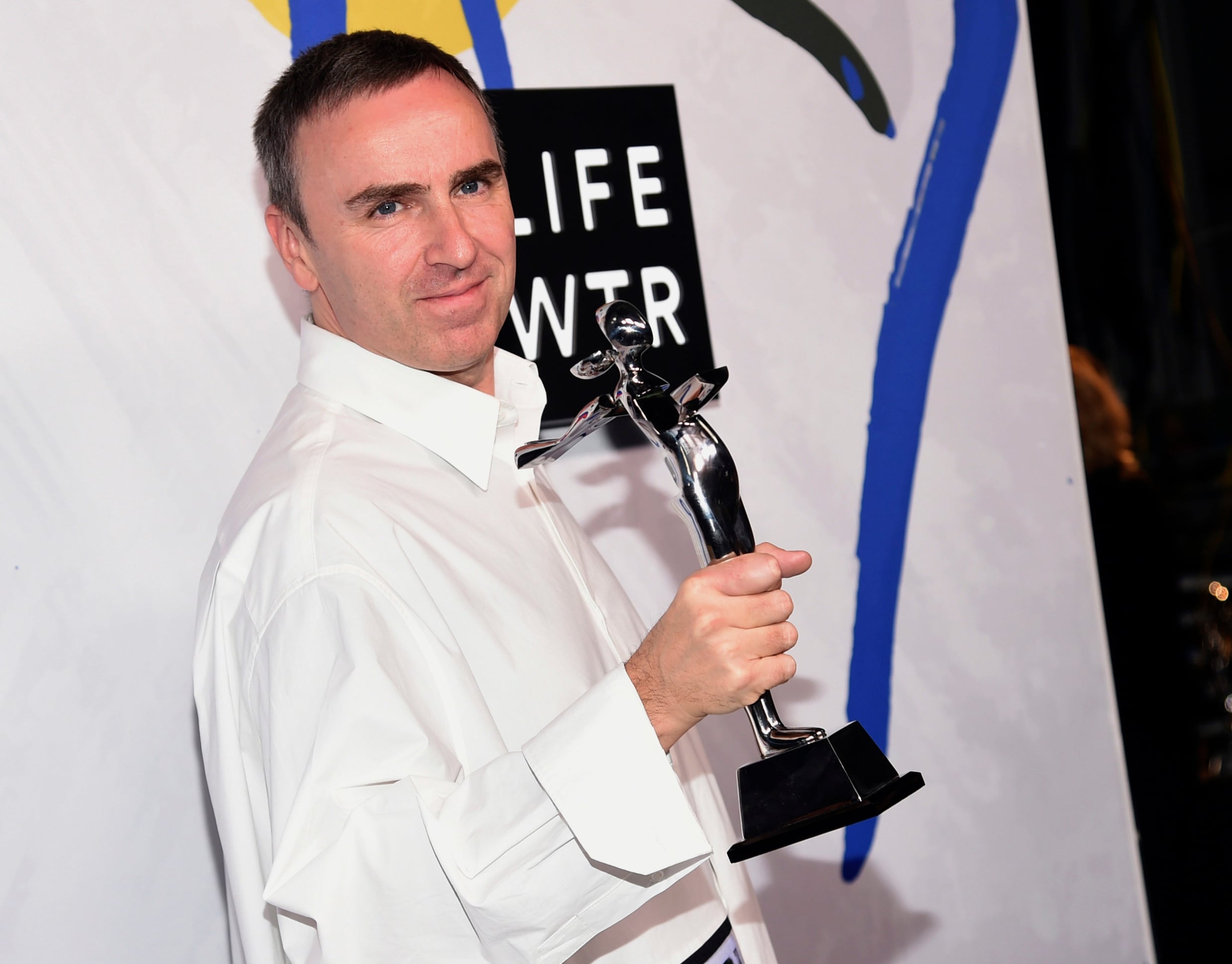 In 2017 tijdens de CFDA Awards won Raf Simons zowel de Menswear als Womenswear Designer of the Year-prijs.