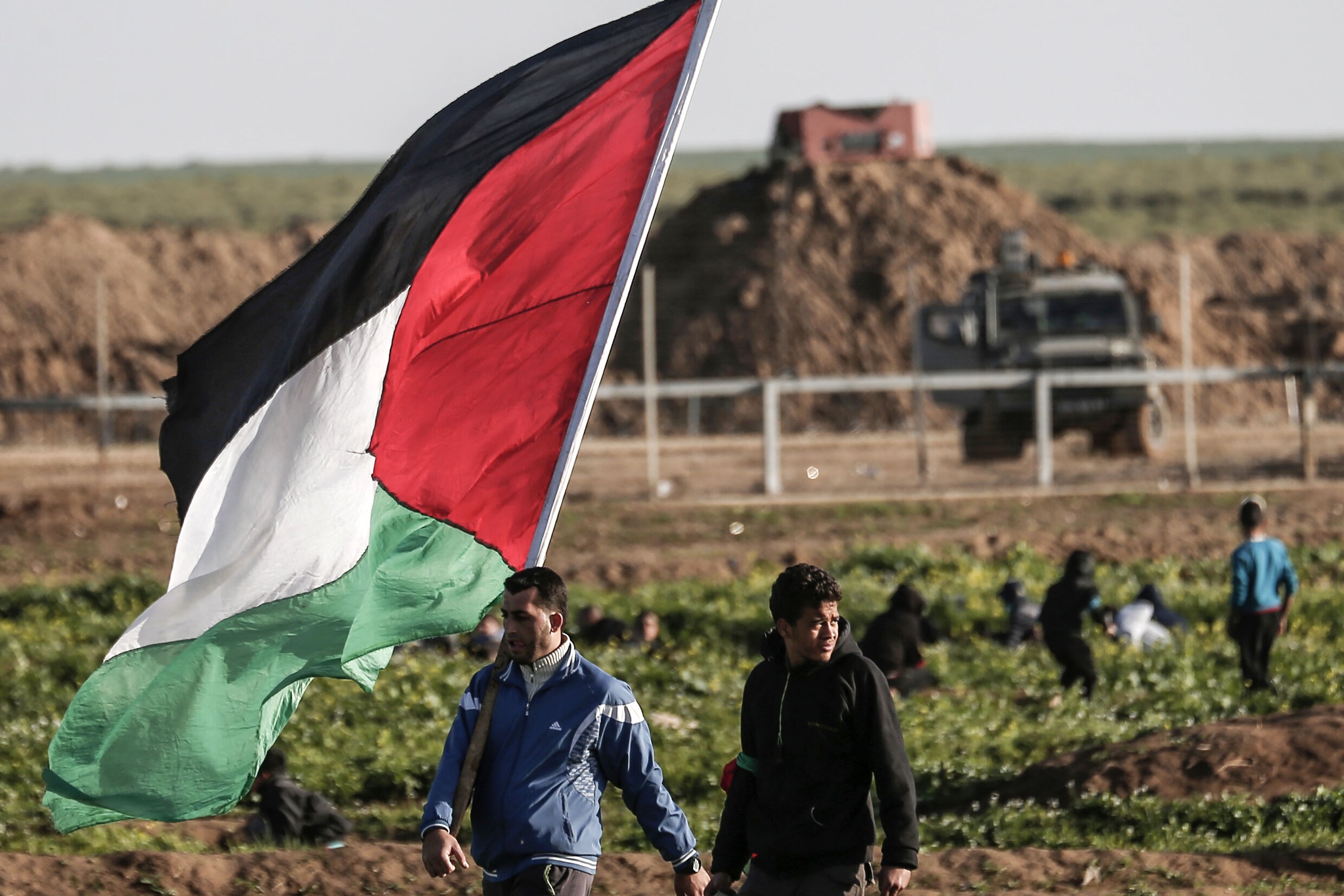 Palestijnse demonstranten bij Gaza.