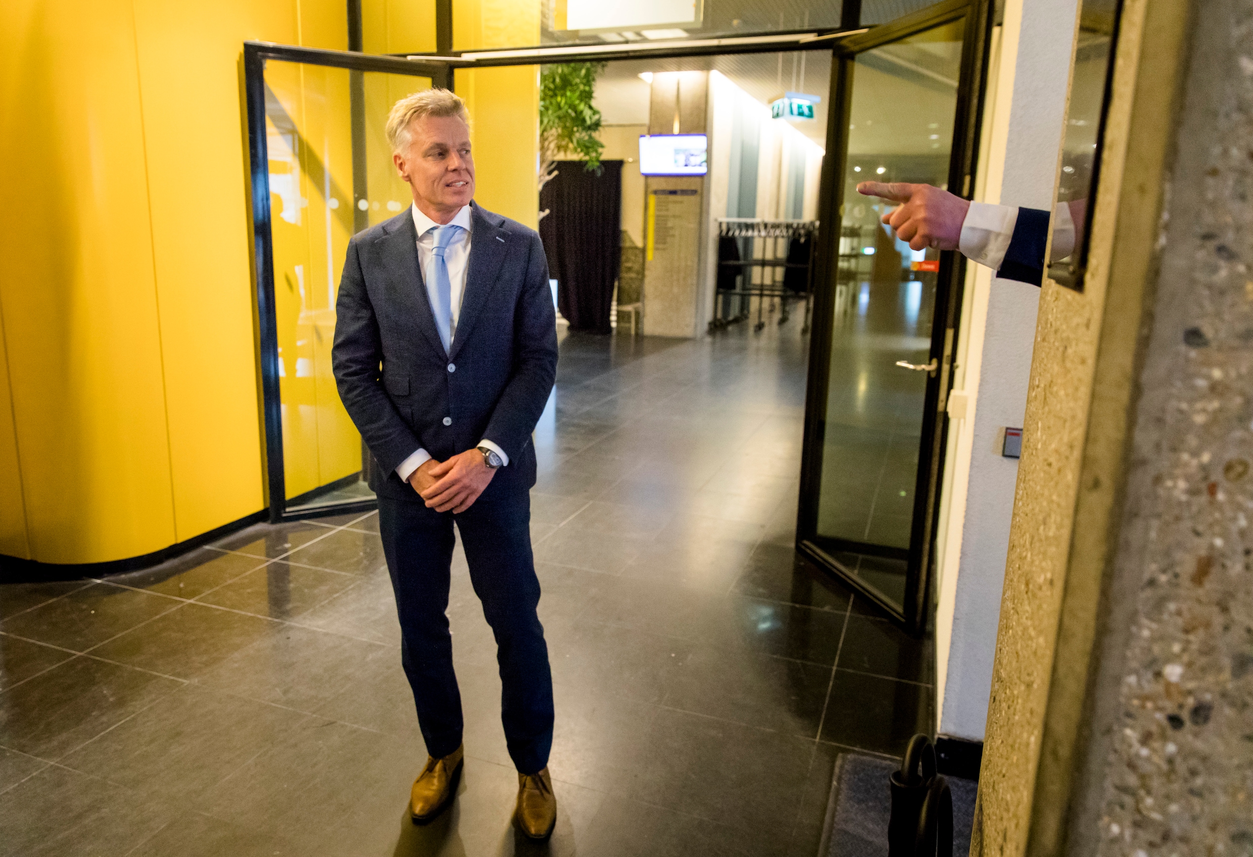 Lijsttrekker FvD in ZuidHolland verruilt provincie voor Europa de