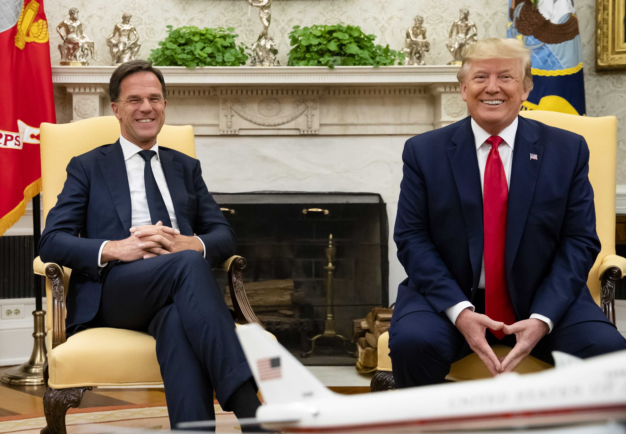 Trump onthaalt Rutte als vriend, maar onder de vriendschap sluimert het ...