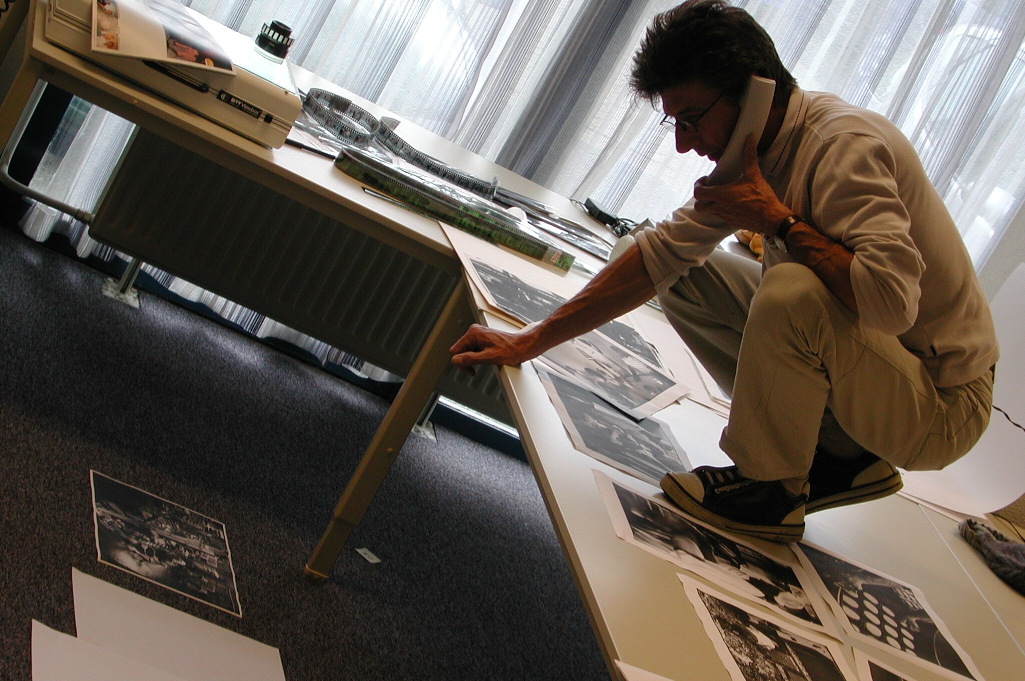 Een brief aan Rena Riffel, wier blote borsten de cover van het ...