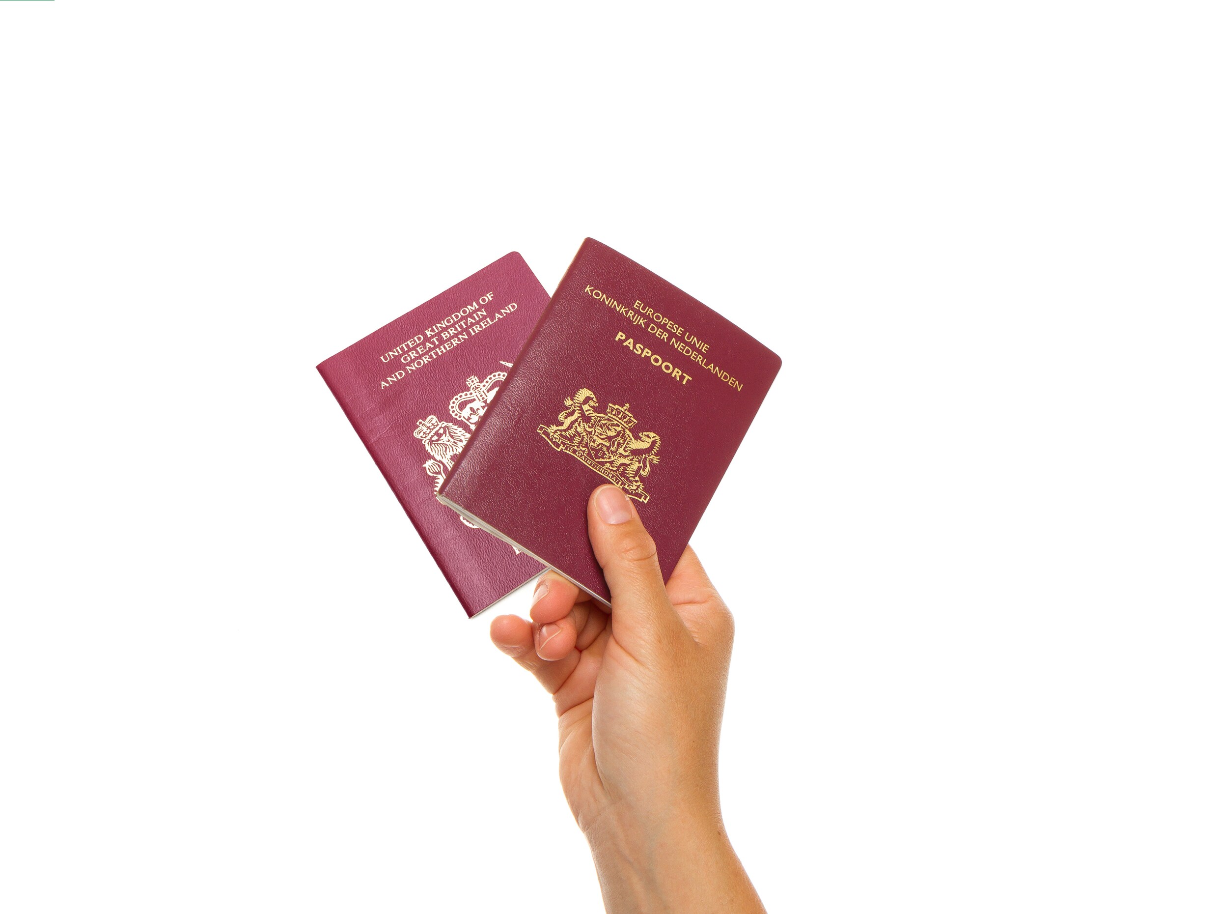 Meerderheid Kamer wil dubbel paspoort voor Nederlanders in Groot-Brittannië