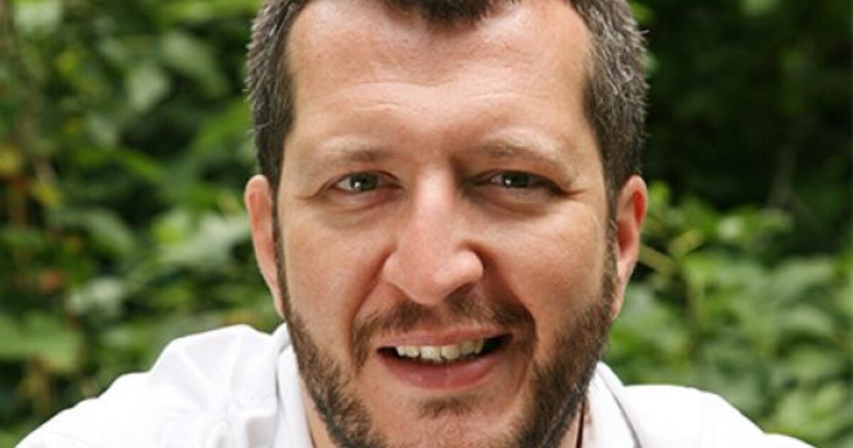 De Luxury Suite uit de opera Powder Her Face van Thomas Adès is een bruisende partituur vol