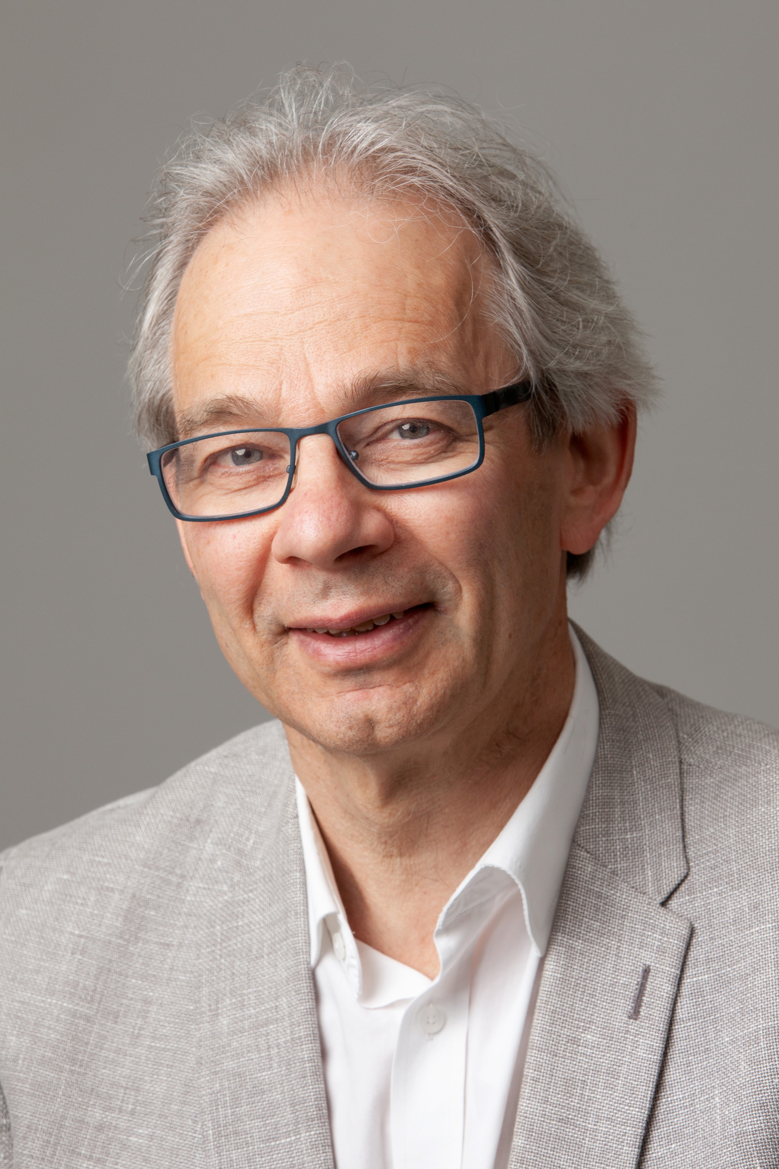 Marcel Rutten (1957-2020), omnivoor van kennis over Kenia en Masai | de ...