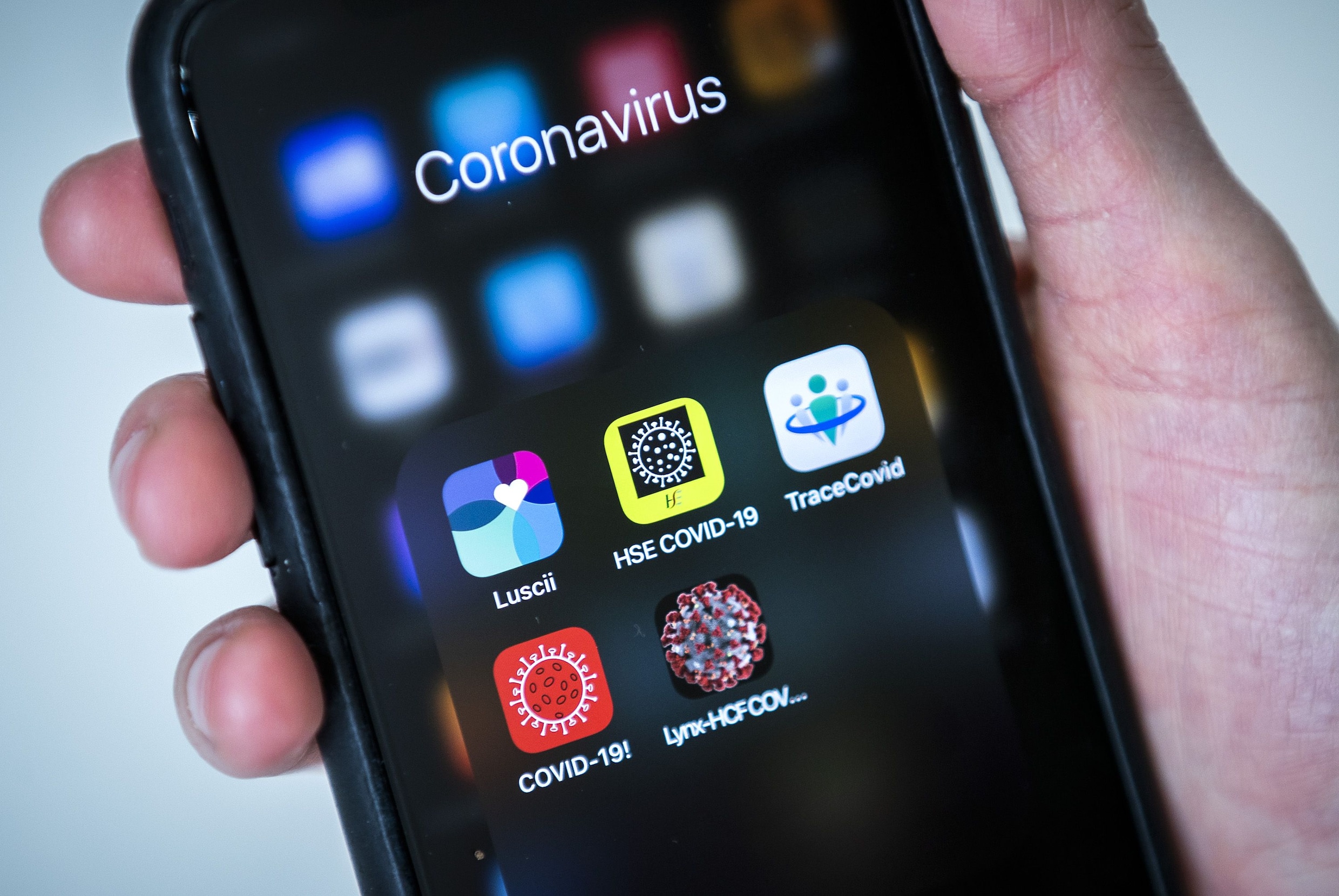 Zeven corona-apps na rommelig, haastig en chaotisch selectieproces: ‘Geen flauw idee hoe deze lijst tot stand is gekomen’