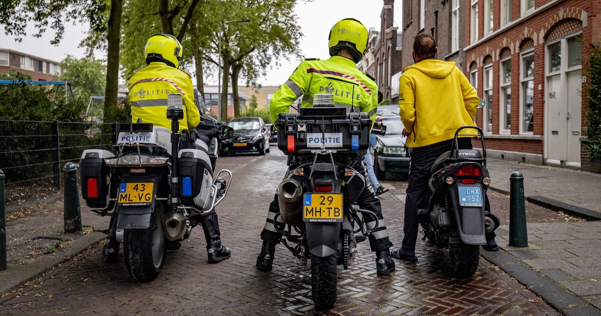 ME grijpt weer in bij rellen in Haagse Schilderswijk