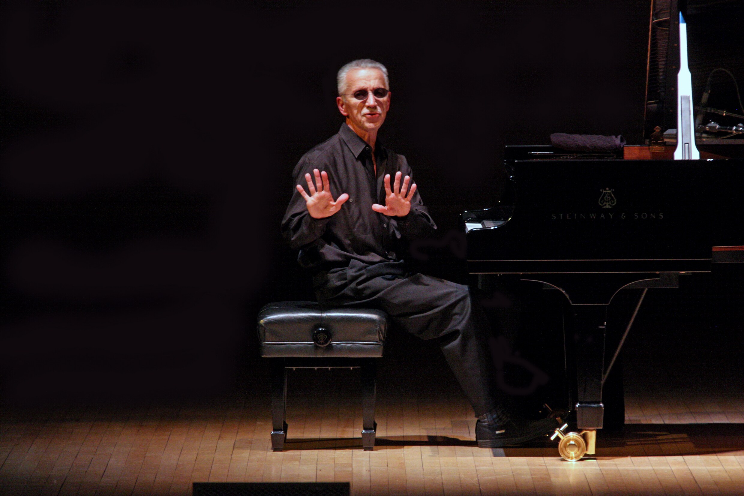 Een ode aan jazzpianist Keith Jarrett, die niet meer kan spelen maar ...