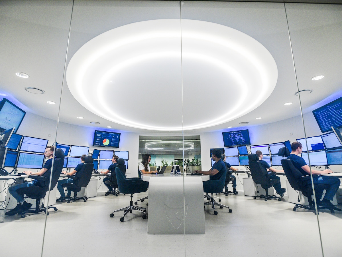 Eigenzinnige ict-beveiliger Fox-IT lijkt te verdwijnen, directeur kondigt  vertrek al aan | de Volkskrant