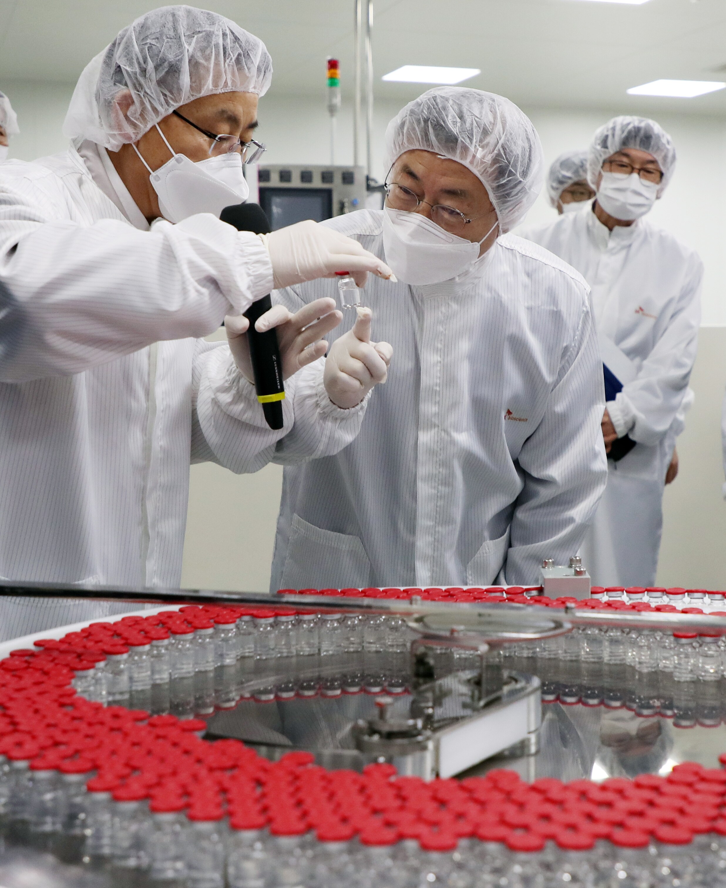 Hoe werkt het nieuwe vaccin van Novavax, dat met Pfizer en Moderna gaat ...