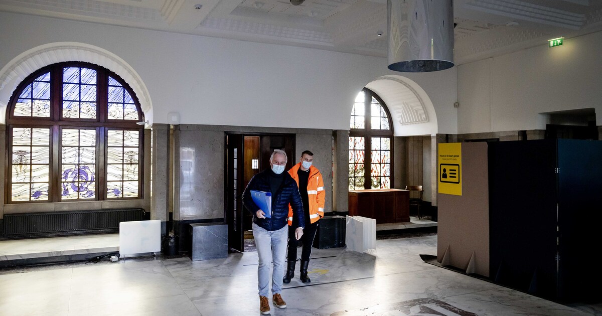 GGD trekt alles uit de kast om inwoners van Charlois naar testlocatie te krijgen