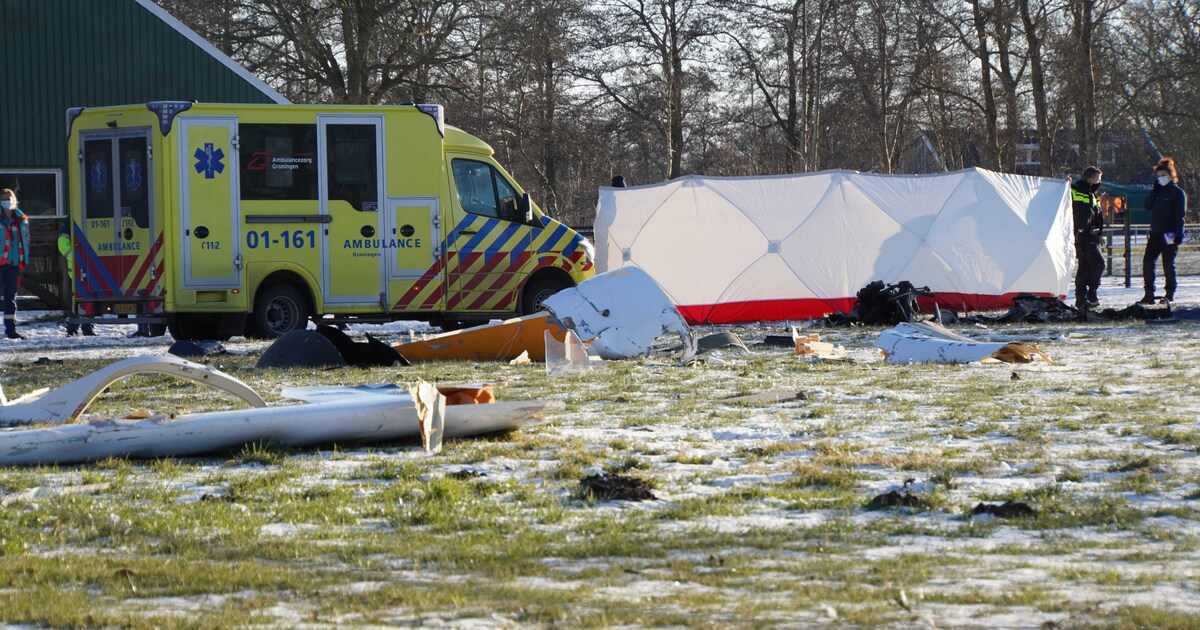 Vliegtuigje neergestort in Groningse Kornhorn, piloot komt om het leven
