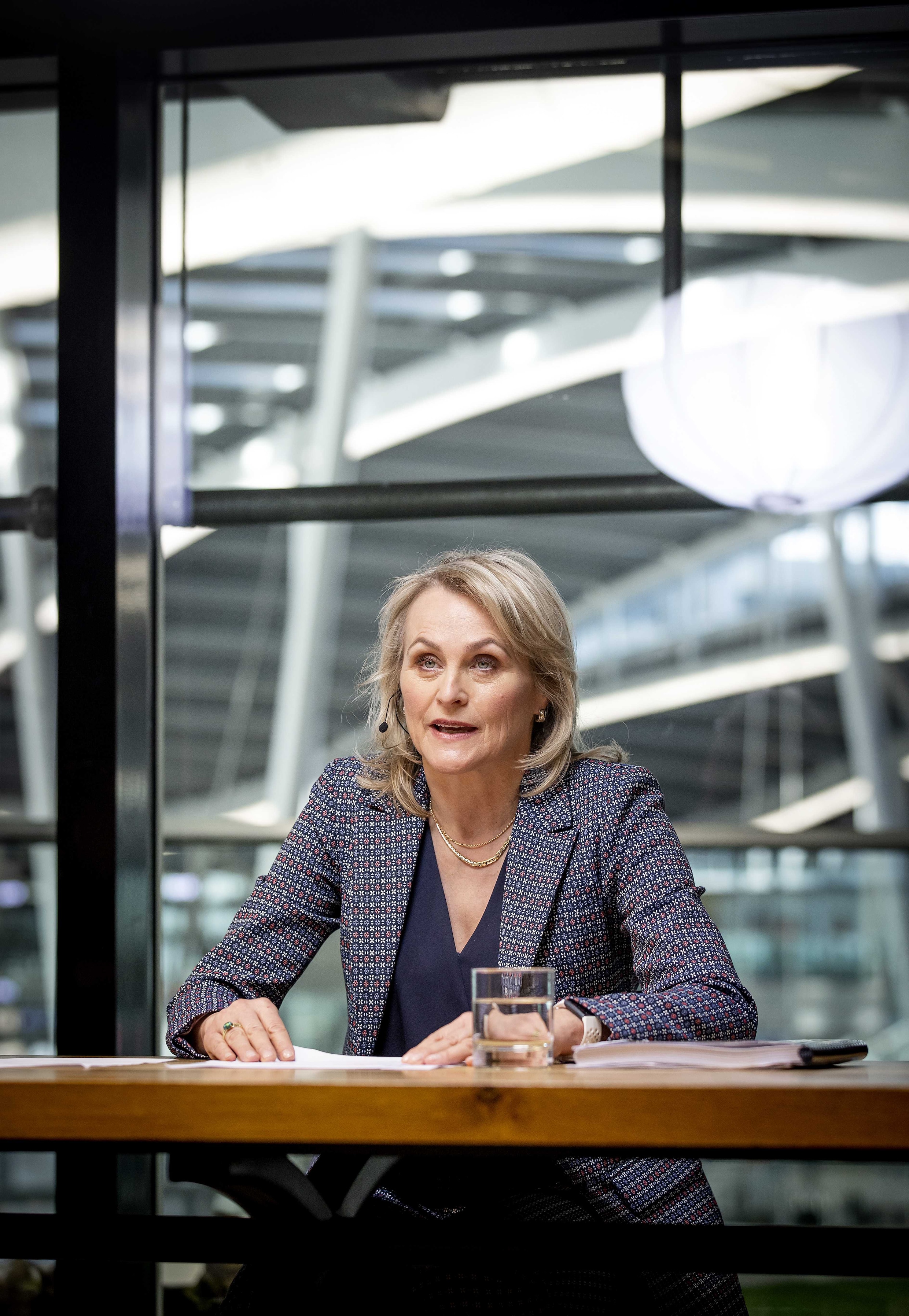 KLM wil huidige topvrouw NS Marjan Rintel als nieuwe president ...