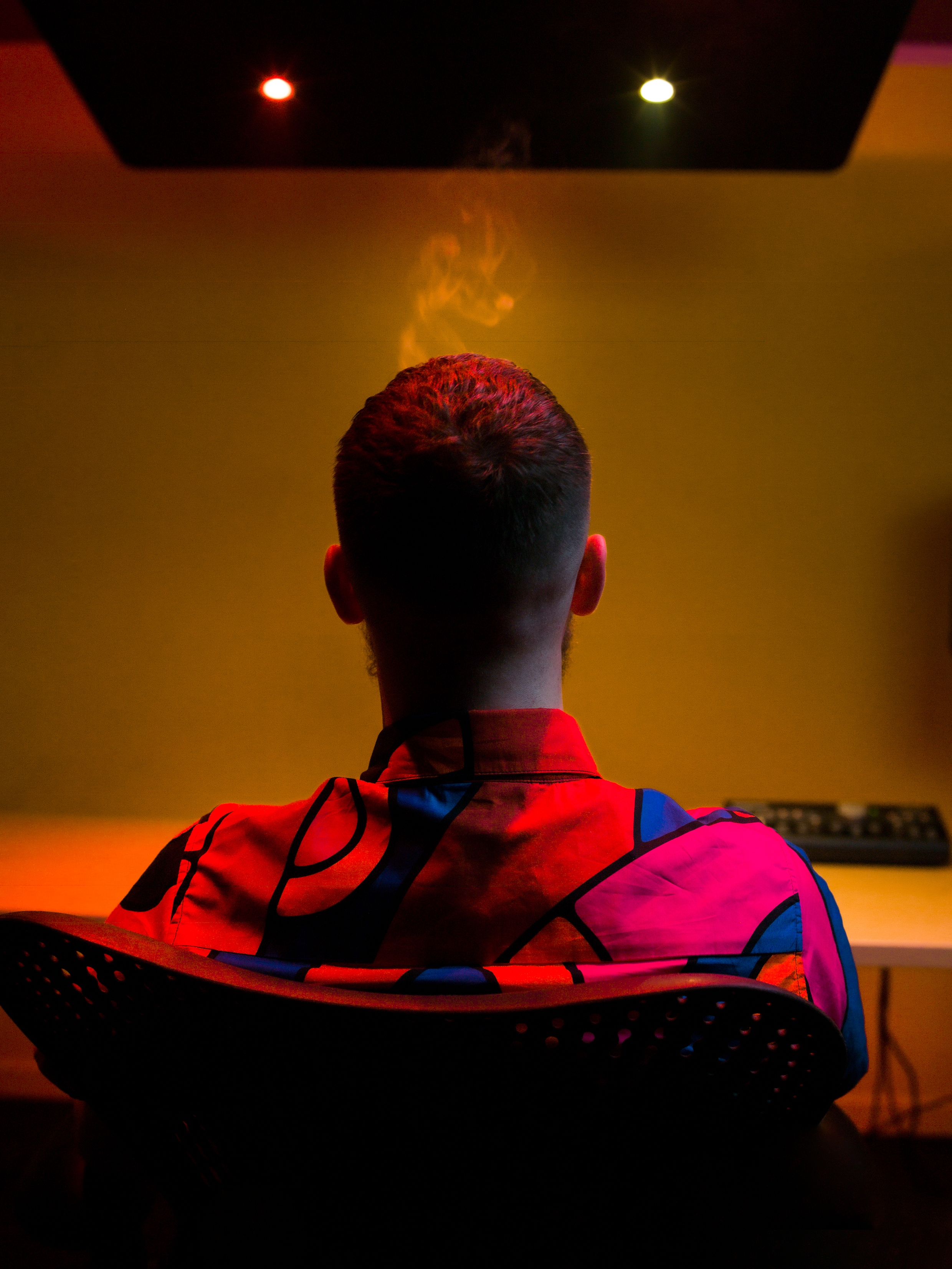 Gaat er een beat aan, dan gaat Cor aan, want het gaat dik met rapper ...