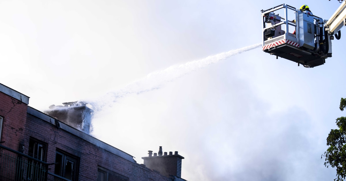 Grote woningbrand in Haagse Schilderswijk onder controle: tientallen woningen onbewoonbaar