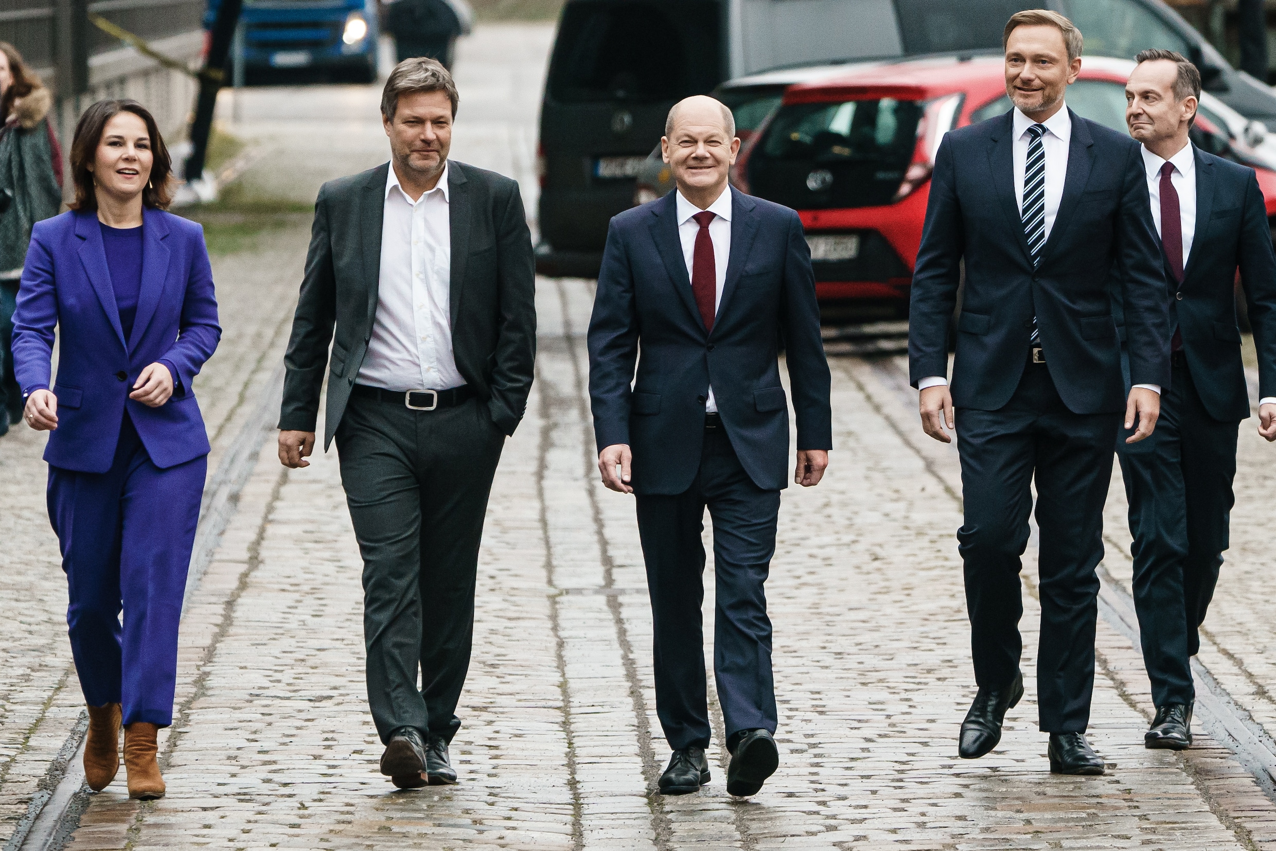 Nieuwe Duitse regering stroopt de mouwen op en belooft ‘politiek van