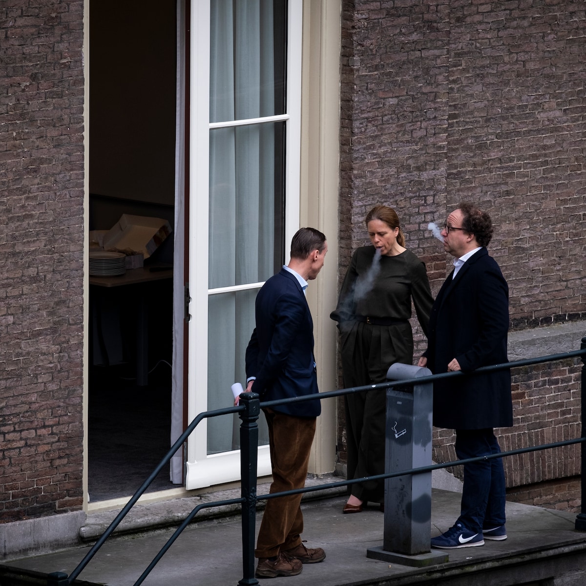 de-formatie-nadert-het-einde-achter-het-logement-in-den-haag