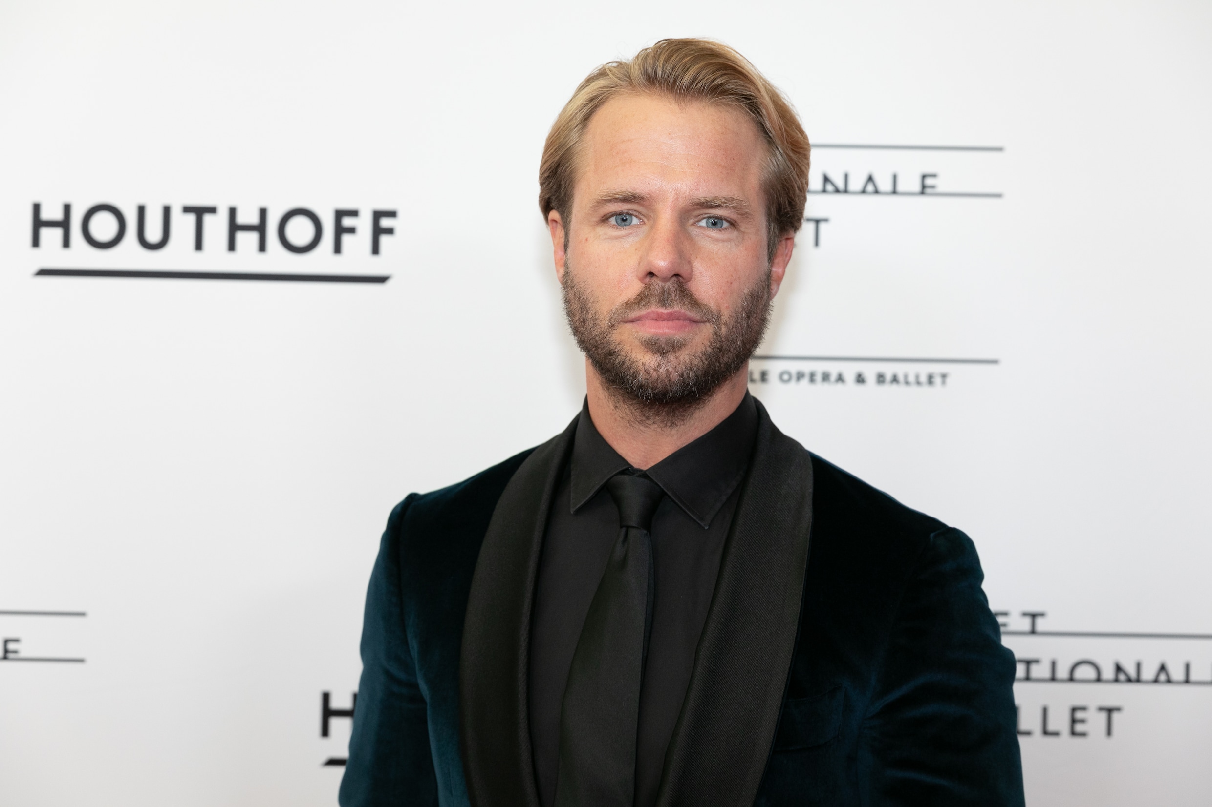 Acteur Thijs Römer vervolgd voor drie online zedendelicten | de Volkskrant