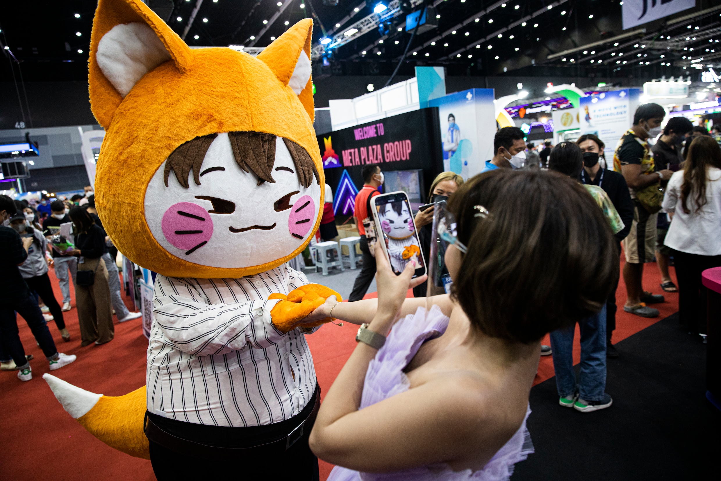 Beleggers cashen met voorkennis op crypto-platformen: minstens 1,7 miljoen  dollar winst | de Volkskrant