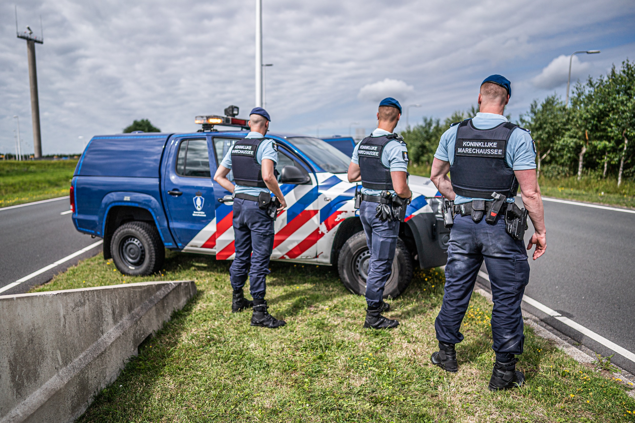 ME ingezet tegen demonstranten bij distributiecentrum Sneek ...