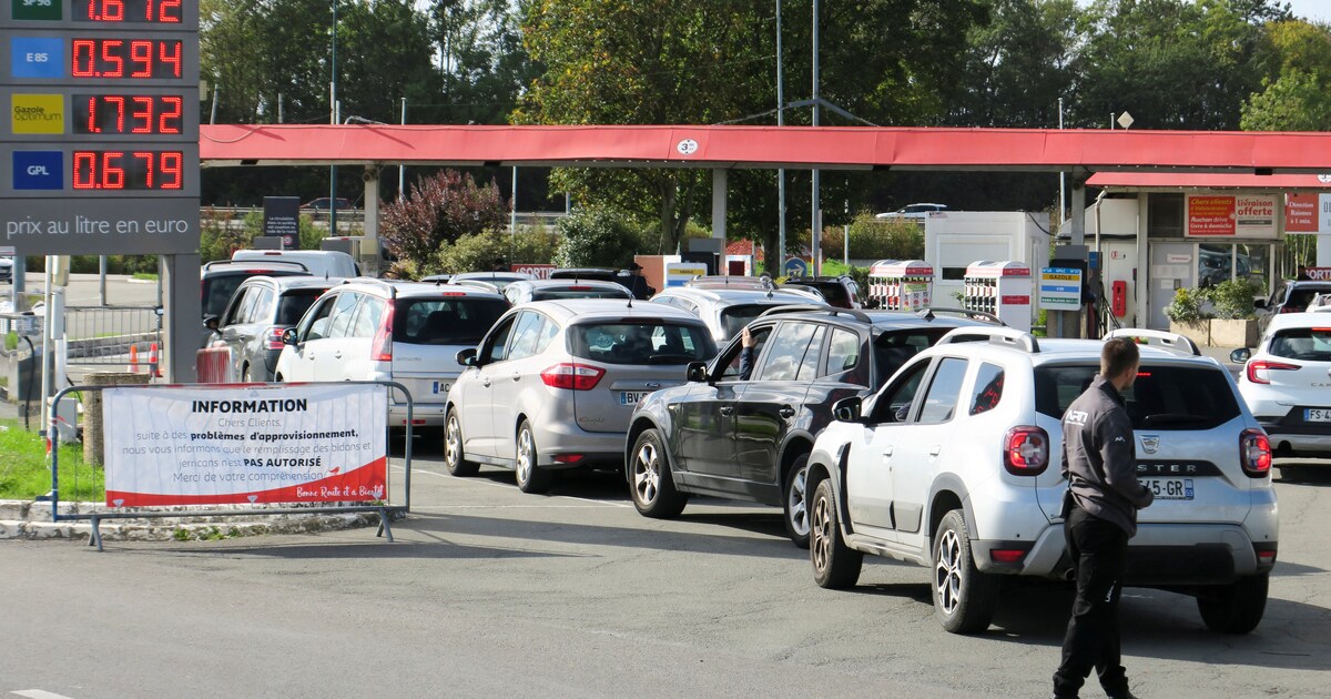 Noord-Franse tankstations zonder benzine vanwege staking bij Total | de ...
