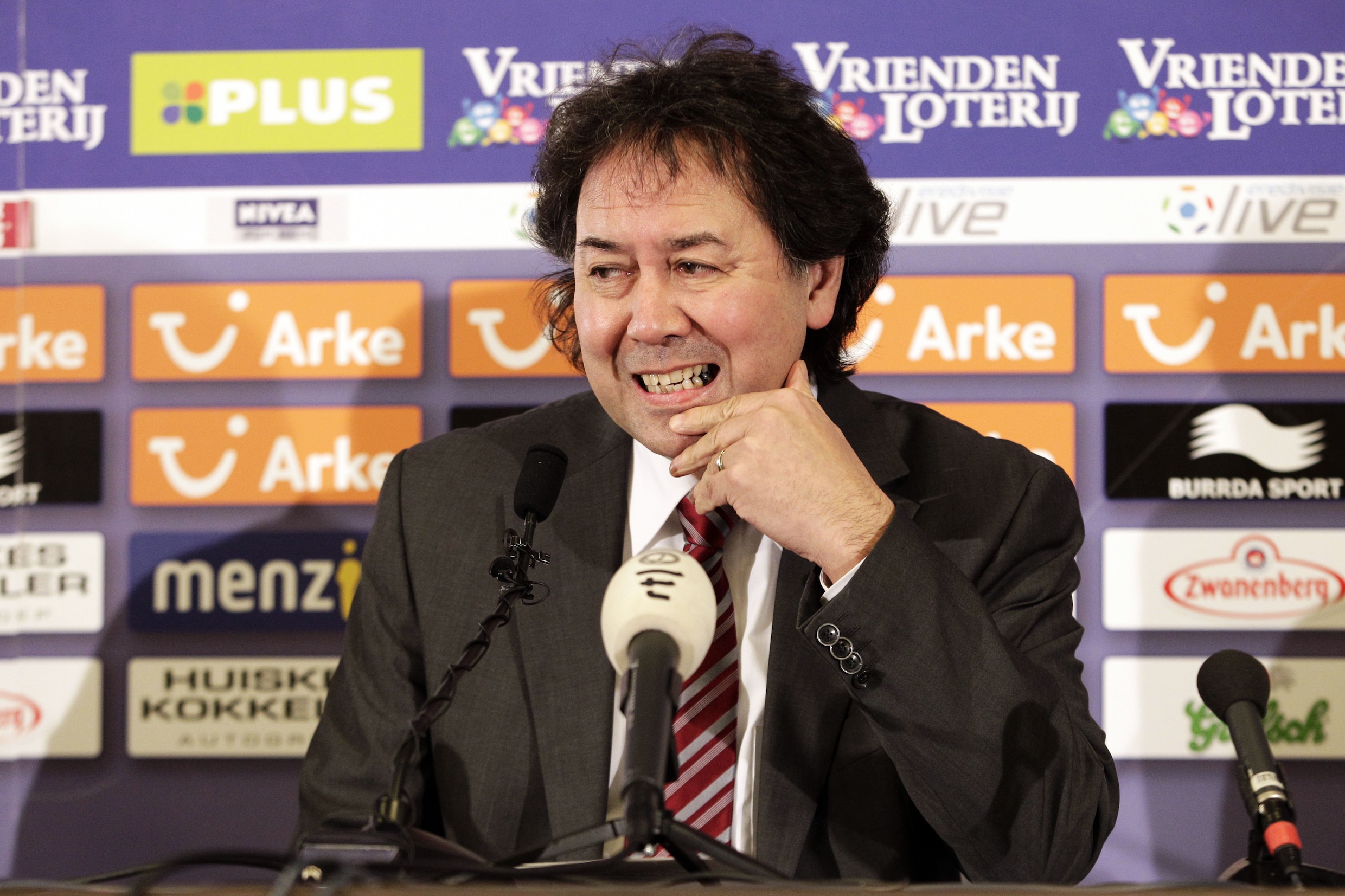Munsterman ontkent voortijdig vertrek bij FC Twente | de Volkskrant