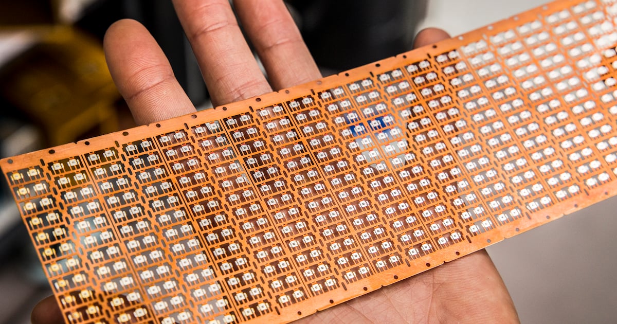 Woedende reacties in China na Nederlands ingrijpen bij Nijmeegse chipfabrikant Nexperia