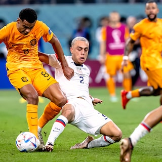 Iran verplaatst trainingskamp van VS naar Mexico, PSV’ers Dest en Pepi in WK-selectie van Team USA